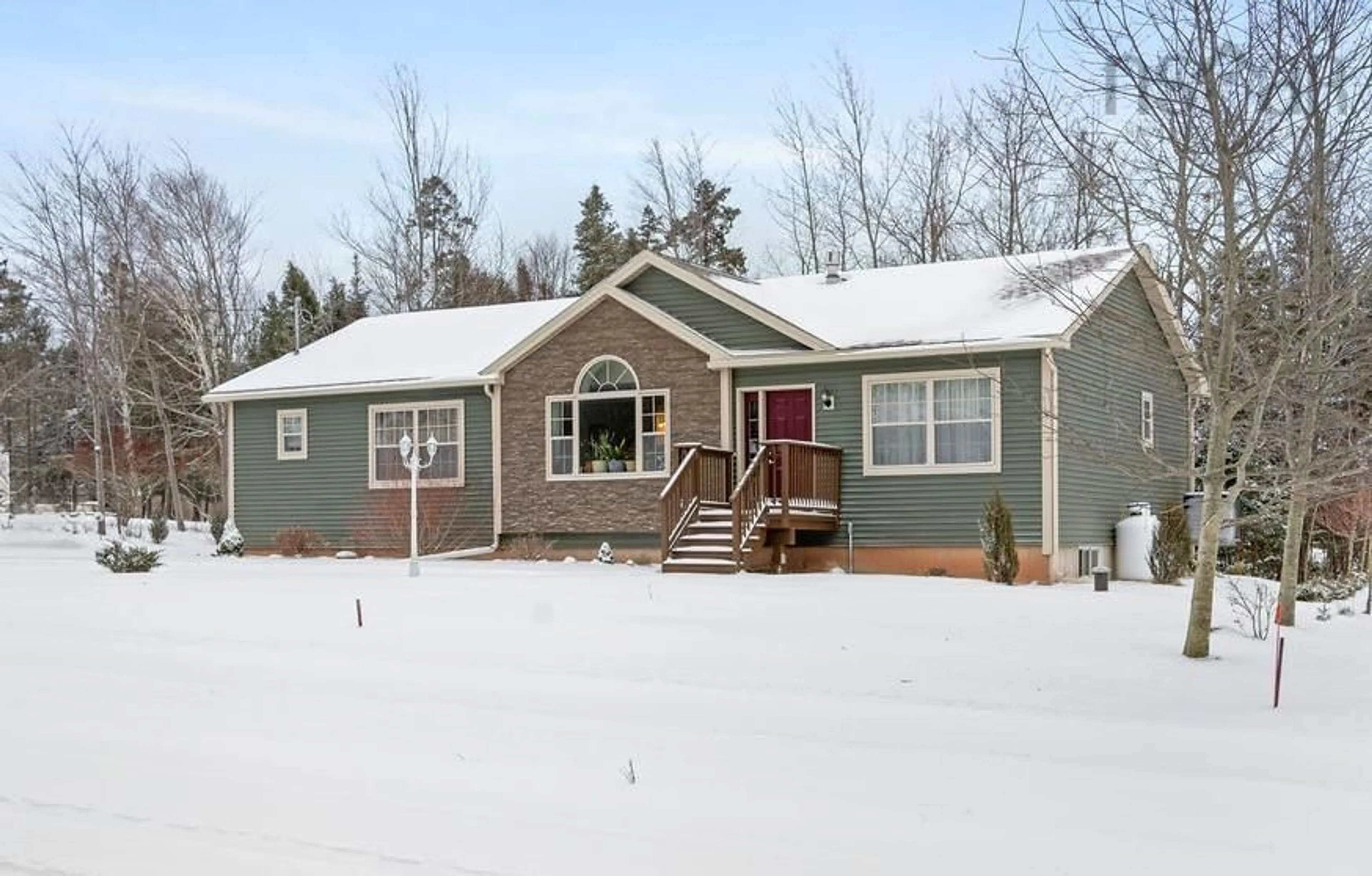 Home with unknown exterior material for 32 Mosswood Lane, Valley Nova Scotia B6L 2K5