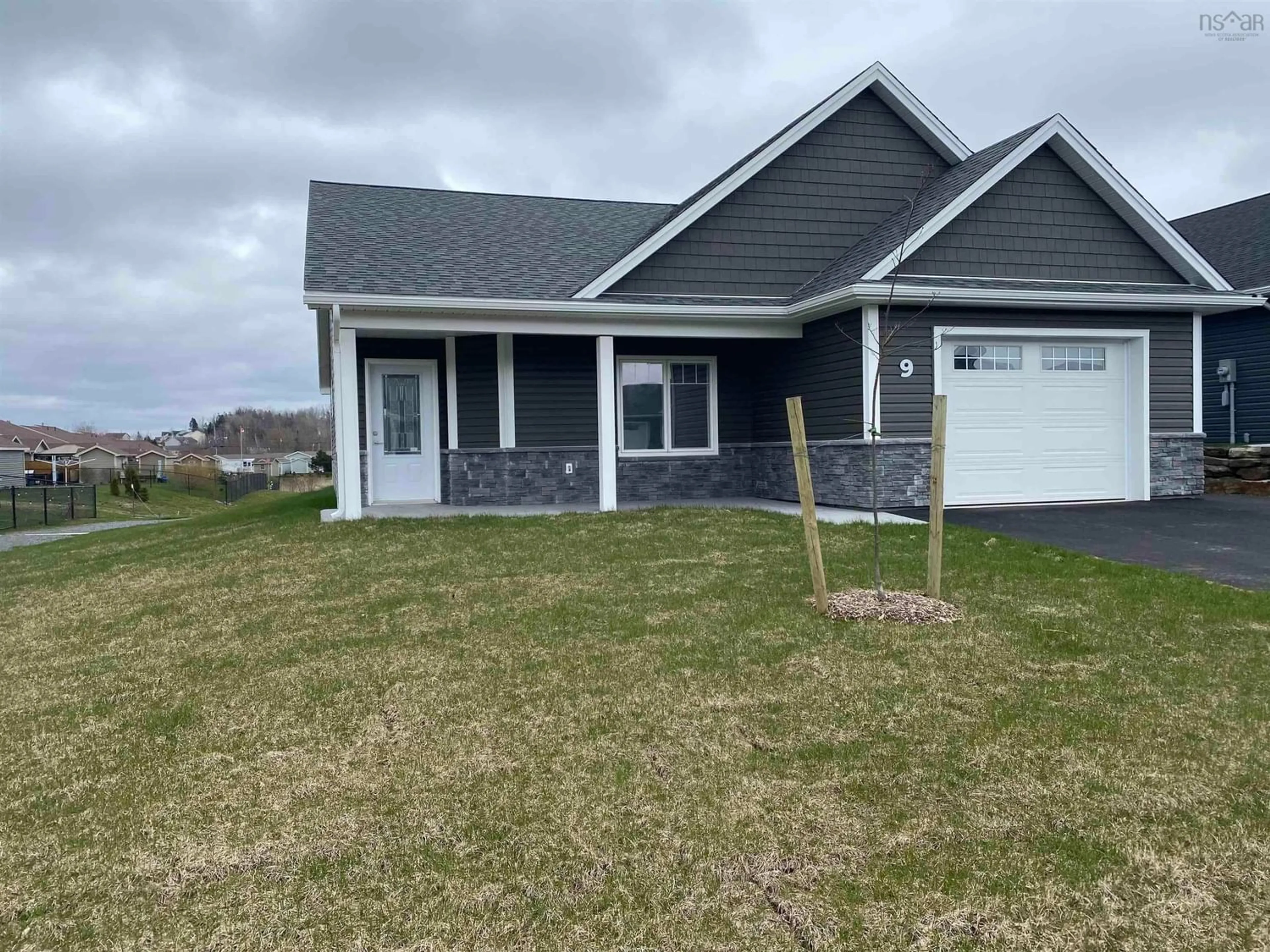 Frontside or backside of a home for 9 Elizabeth Ave, Garlands Crossing Nova Scotia B0N 2T0