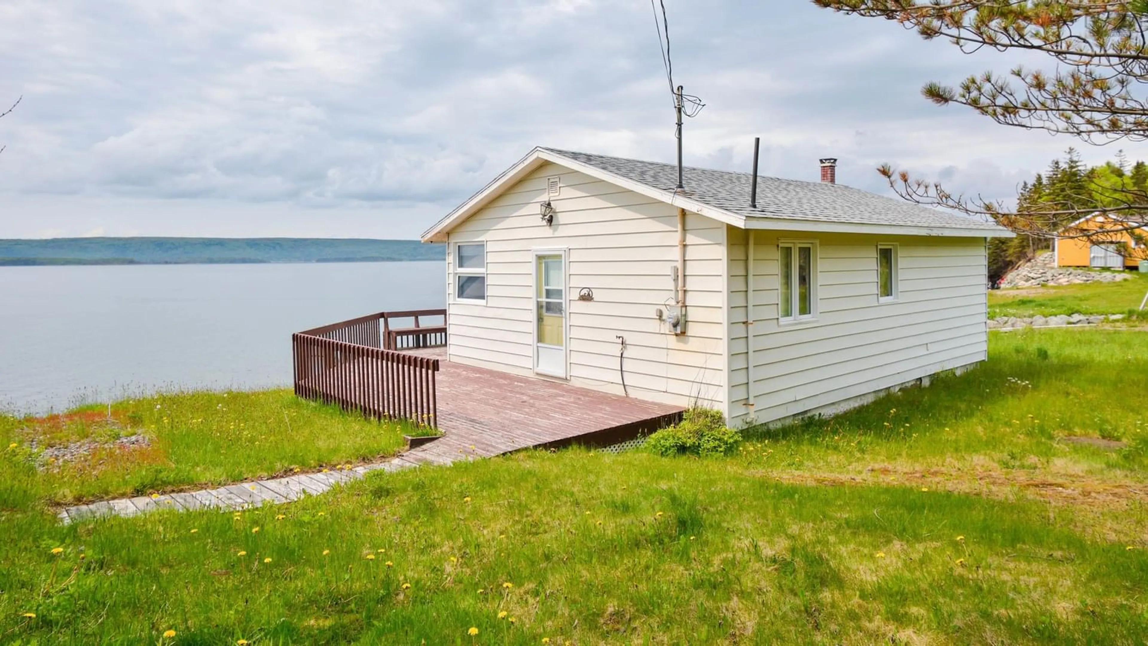 Cottage for 160 Penny Lane, Big Pond Nova Scotia B1J 1R8