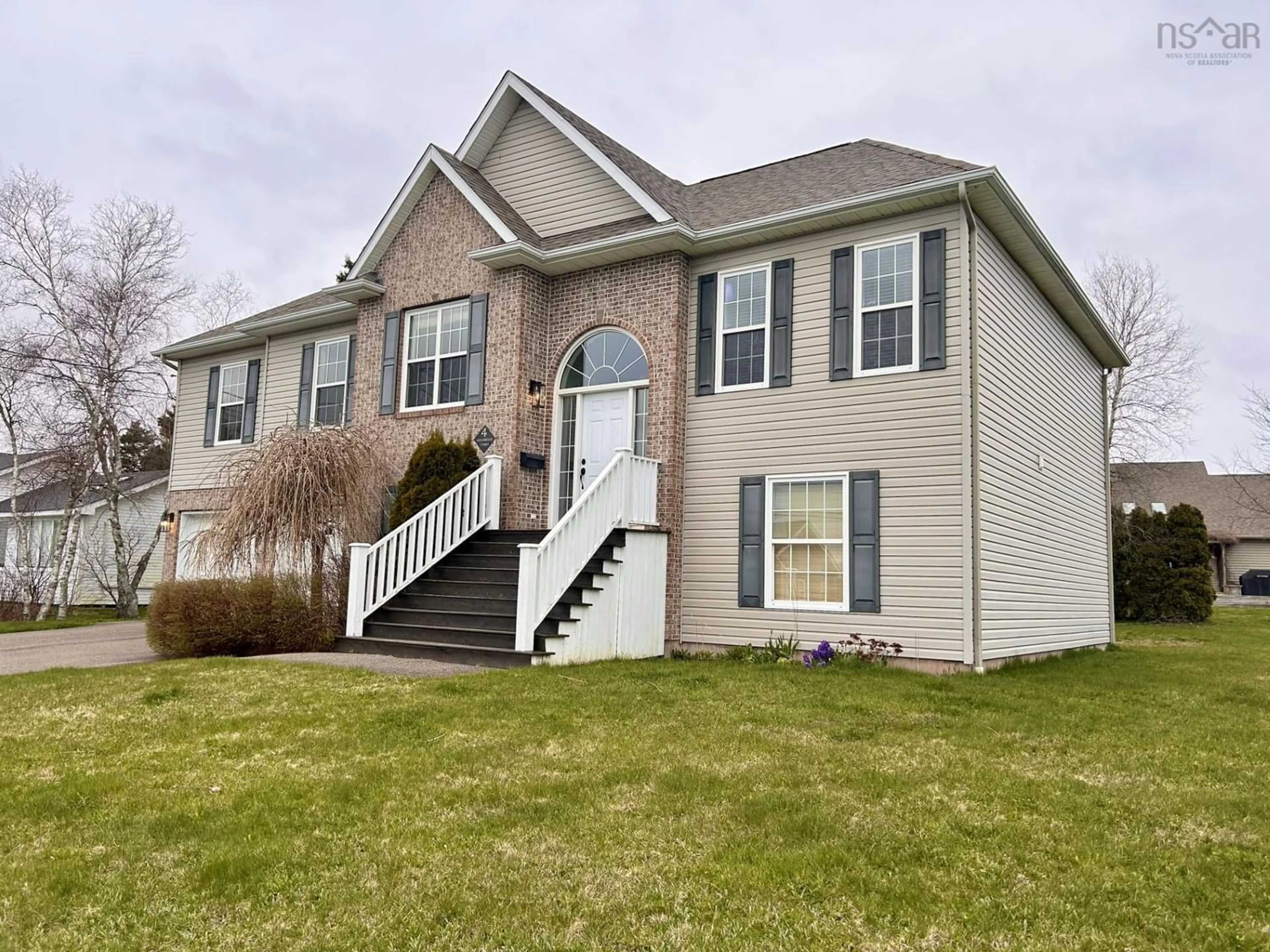 Frontside or backside of a home for 4 Ridgewood Crt, Amherst Nova Scotia B4H 4W7