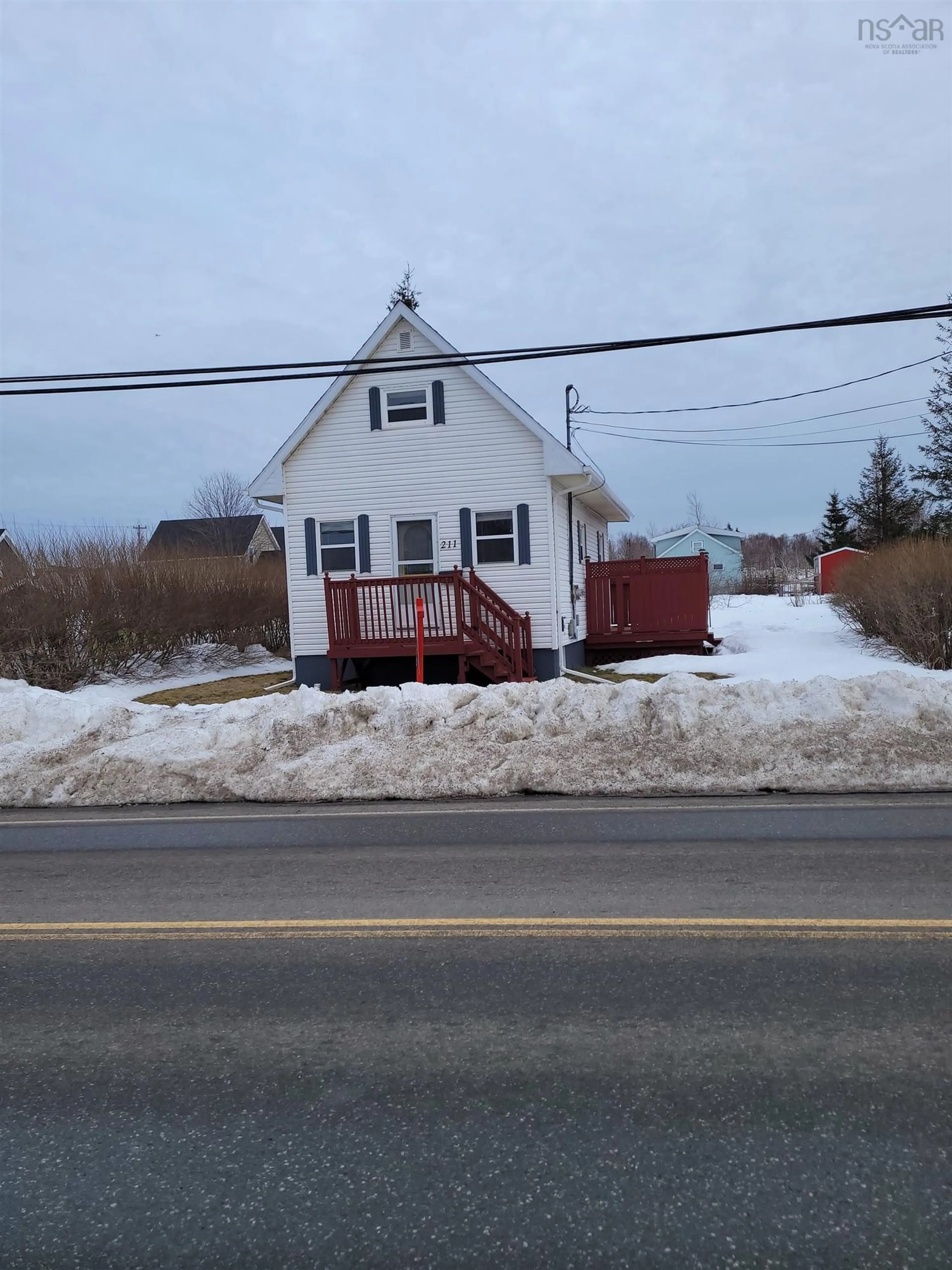 Home with unknown exterior material for 211 213 Brookside St, Glace Bay Nova Scotia B1A 3B7