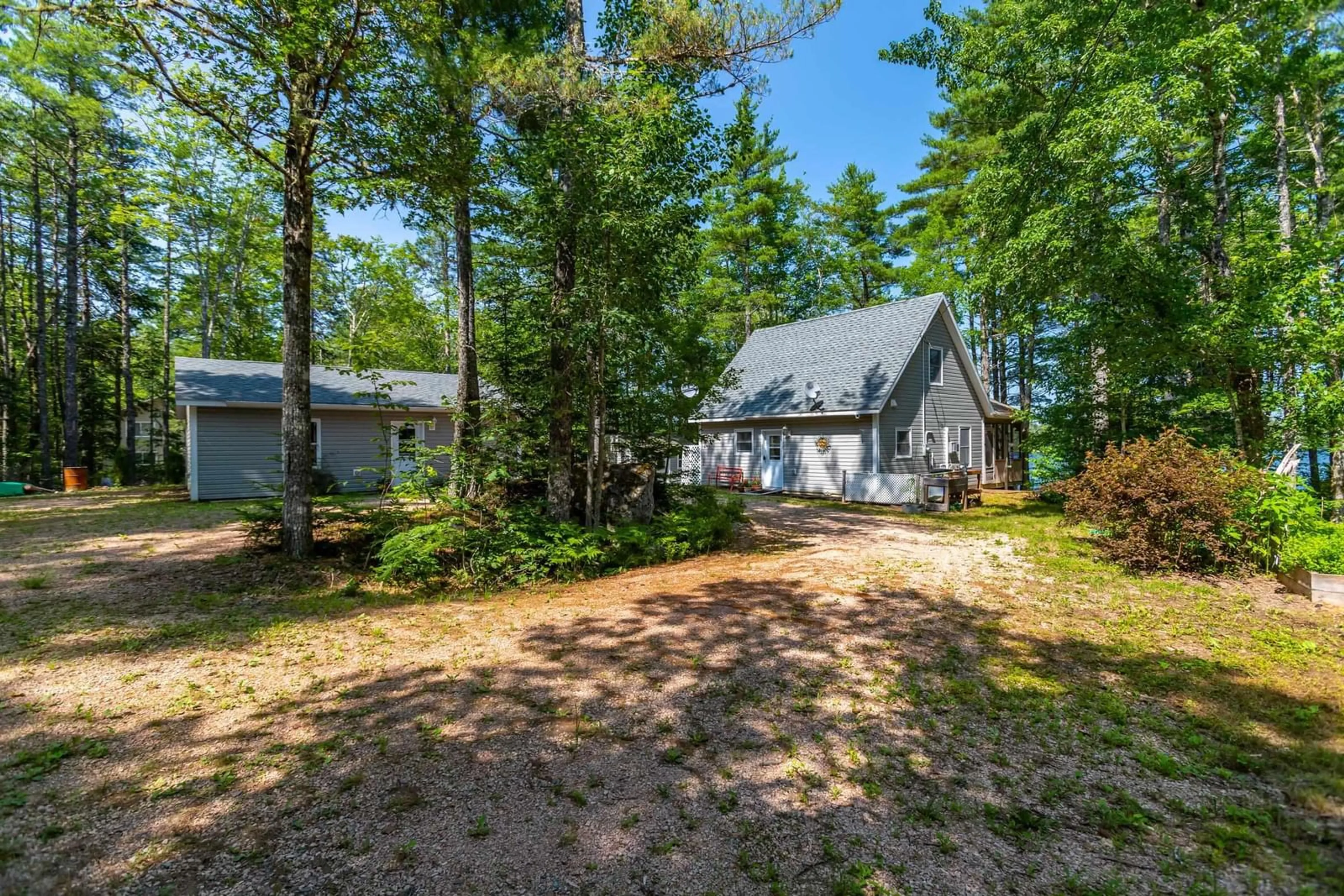 Cottage for 226 Chipman Lane, Waterloo Lake Nova Scotia B0S 1P0