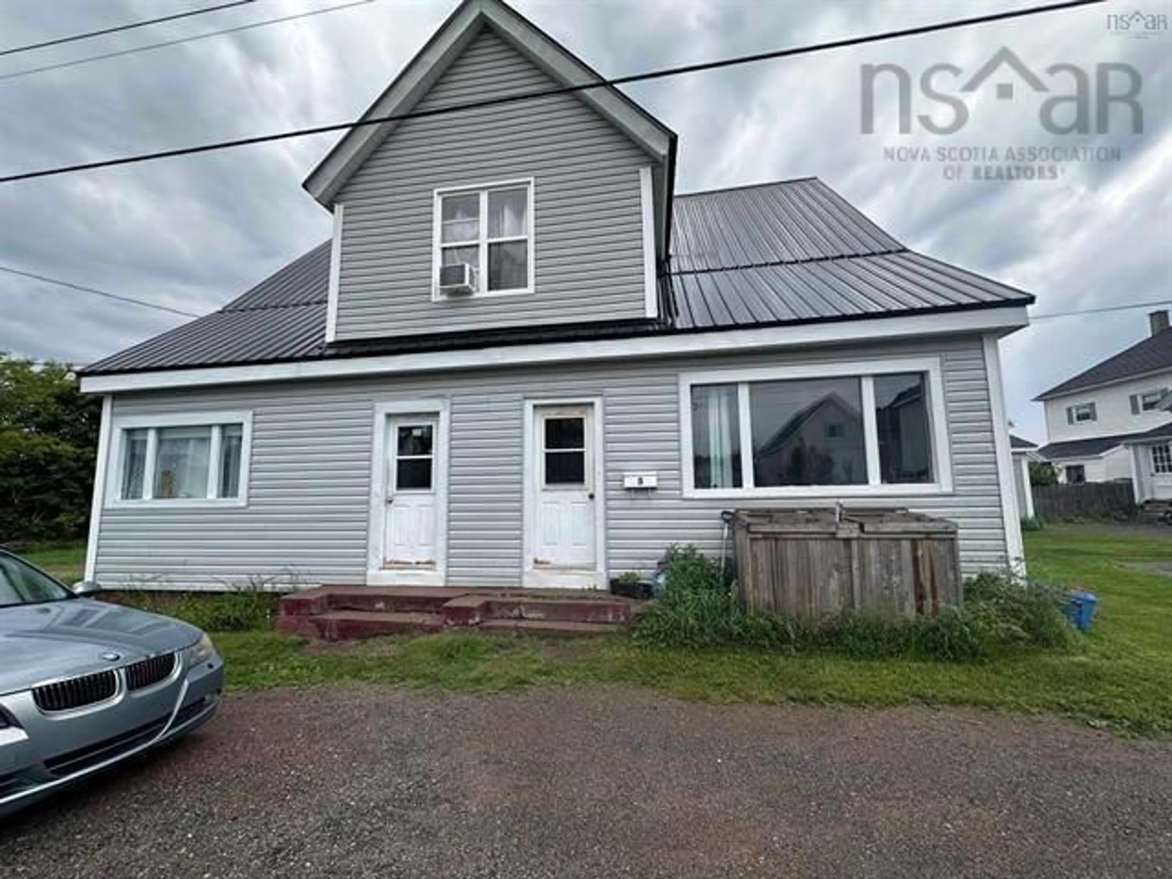 Outside view for 3 Duke St, Amherst Nova Scotia B4H 1G1