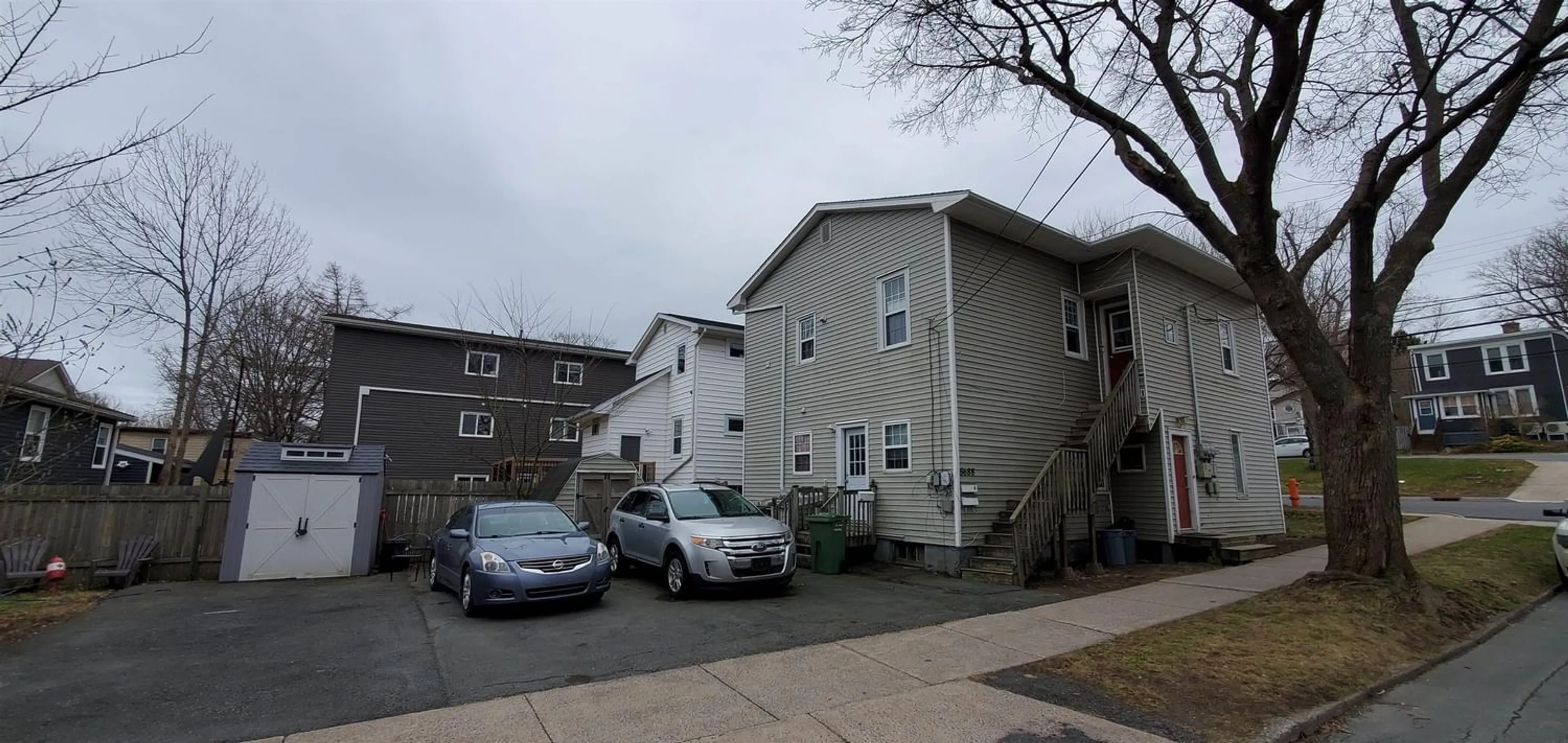 A pic from exterior of the house or condo for 5690, 5688A & B Cabot St, Halifax Nova Scotia B3K 2J8