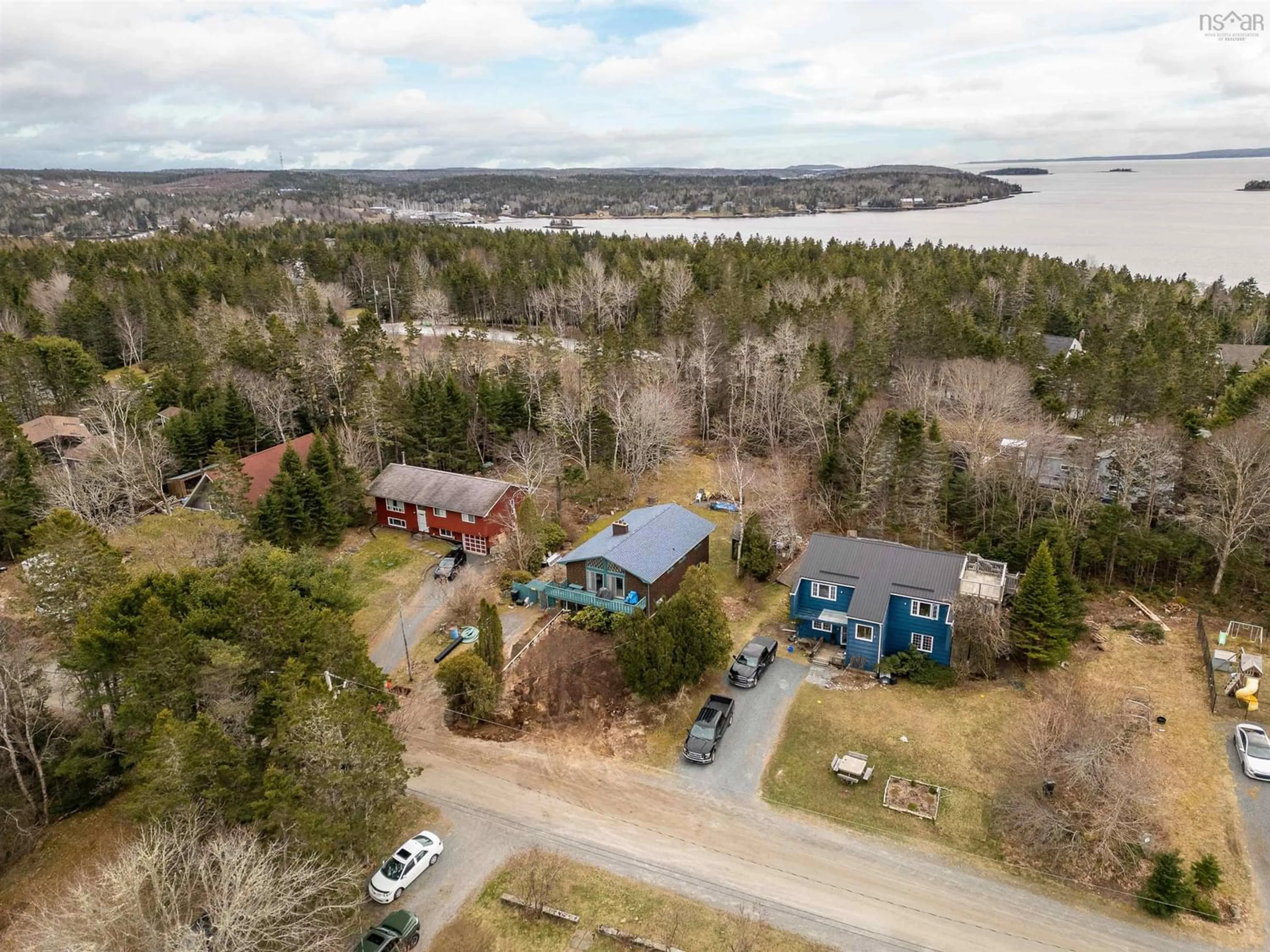 Lakeview for 33 Downie Dr, Head Of St. Margarets Bay Nova Scotia B3Z 2A2
