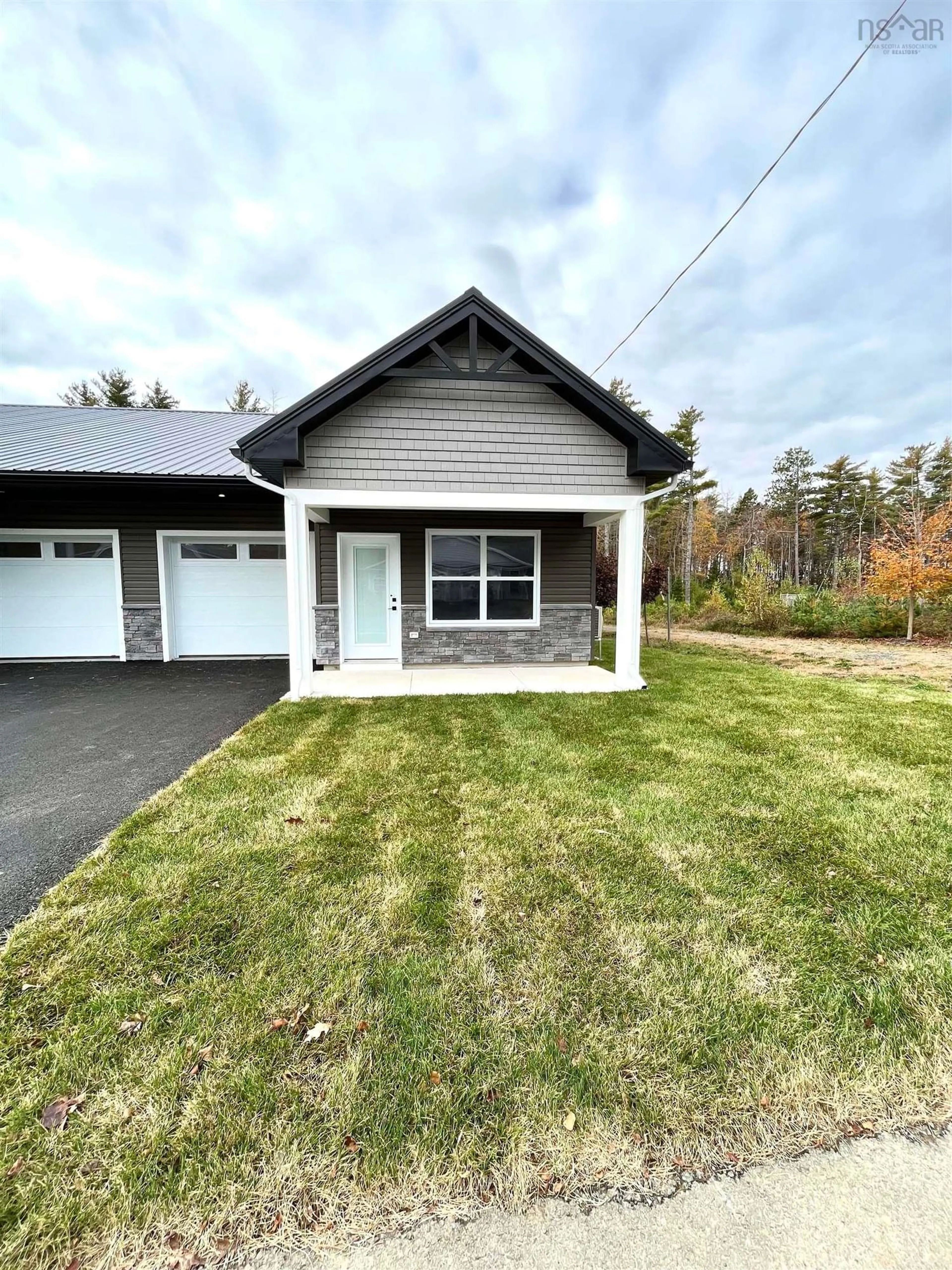 Frontside or backside of a home for 493 Glen Allen Dr, Bridgewater Nova Scotia B4V 0B1