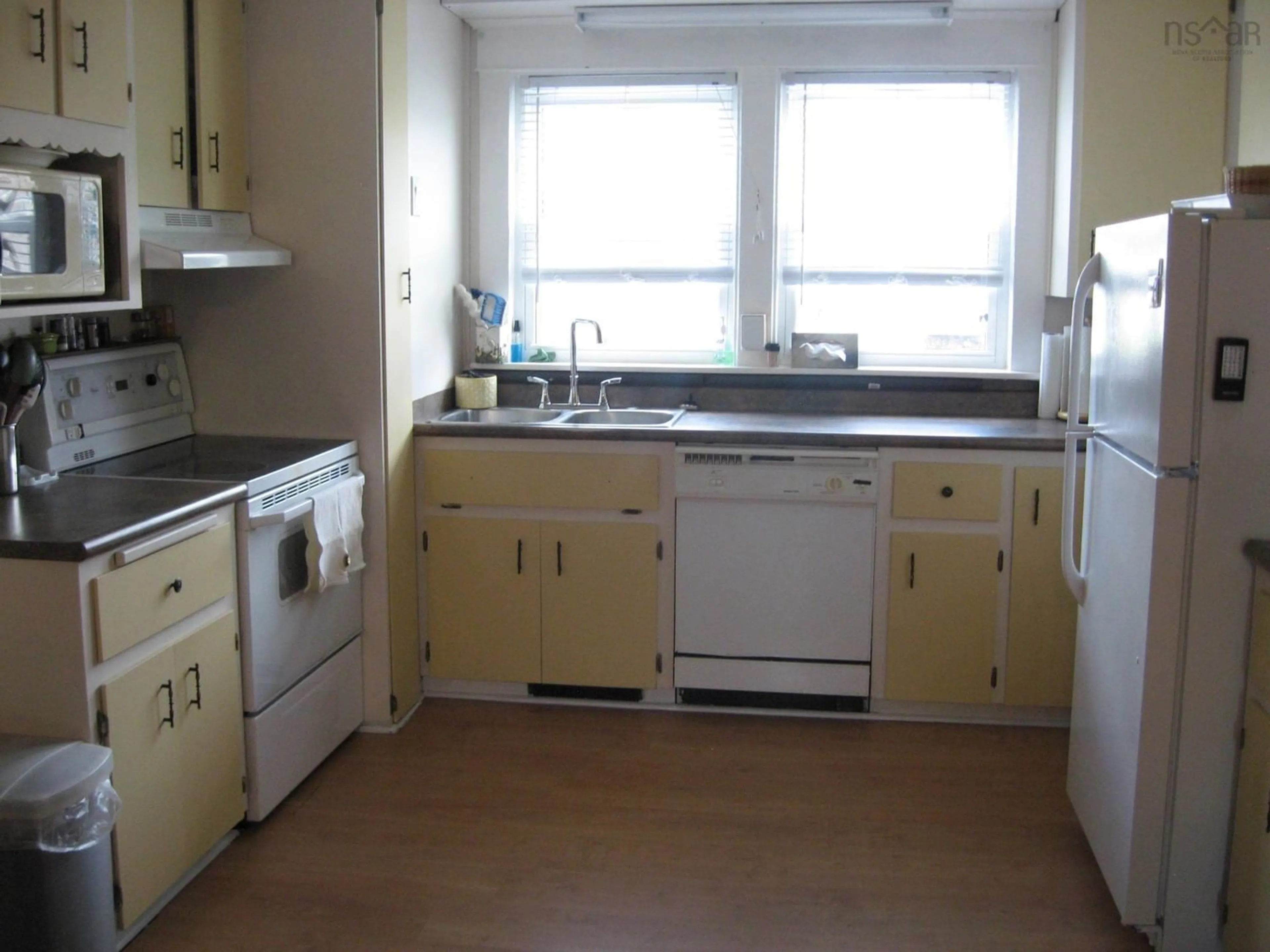 Standard kitchen for 259 Highway 8, Milton Nova Scotia B0T 1P0