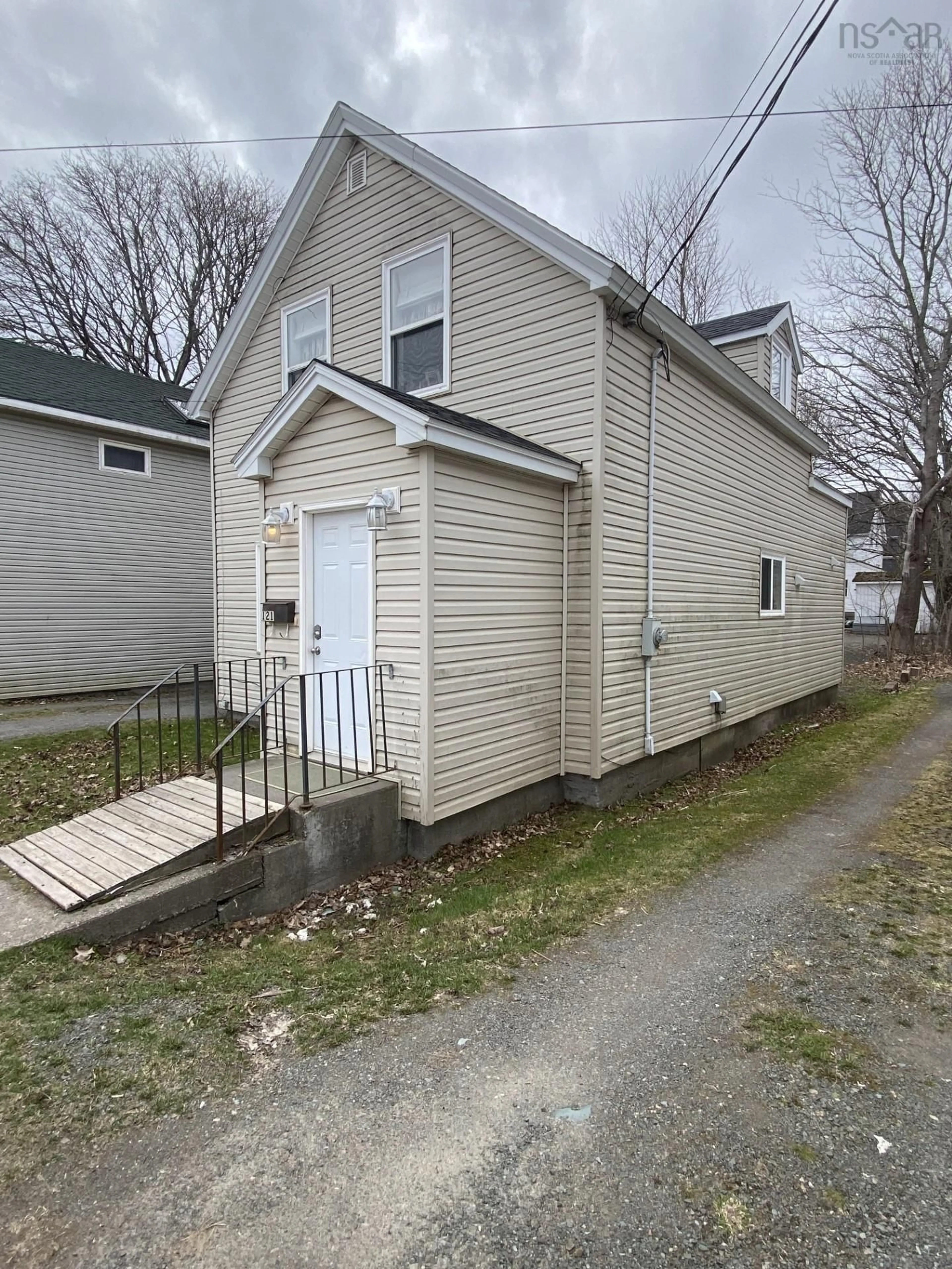 Frontside or backside of a home for 121 College Street, Antigonish Nova Scotia B2G 1X9