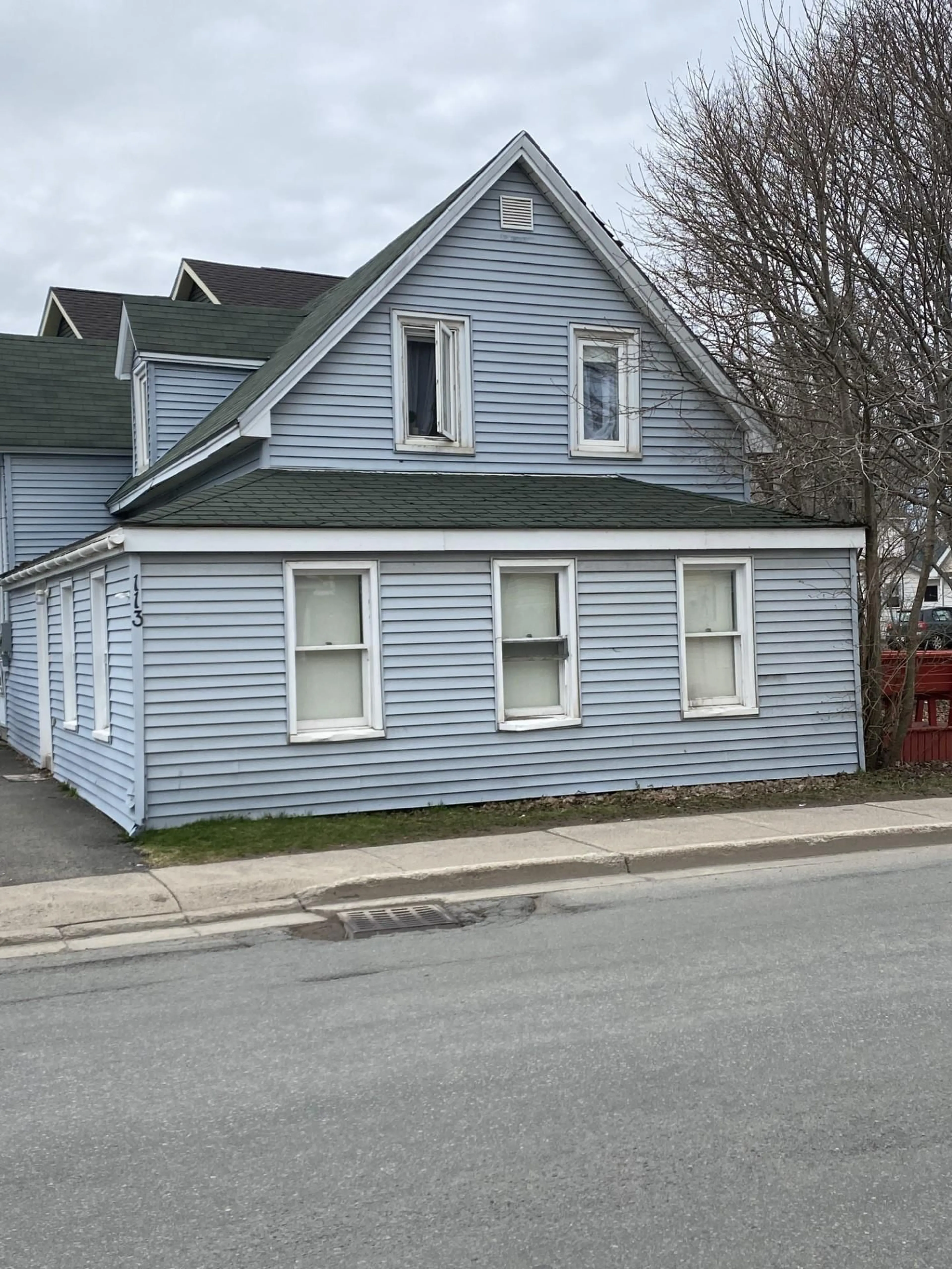 Frontside or backside of a home for 113 College Street, Antigonish, N.S., Antigonish Nova Scotia B2G 1X6