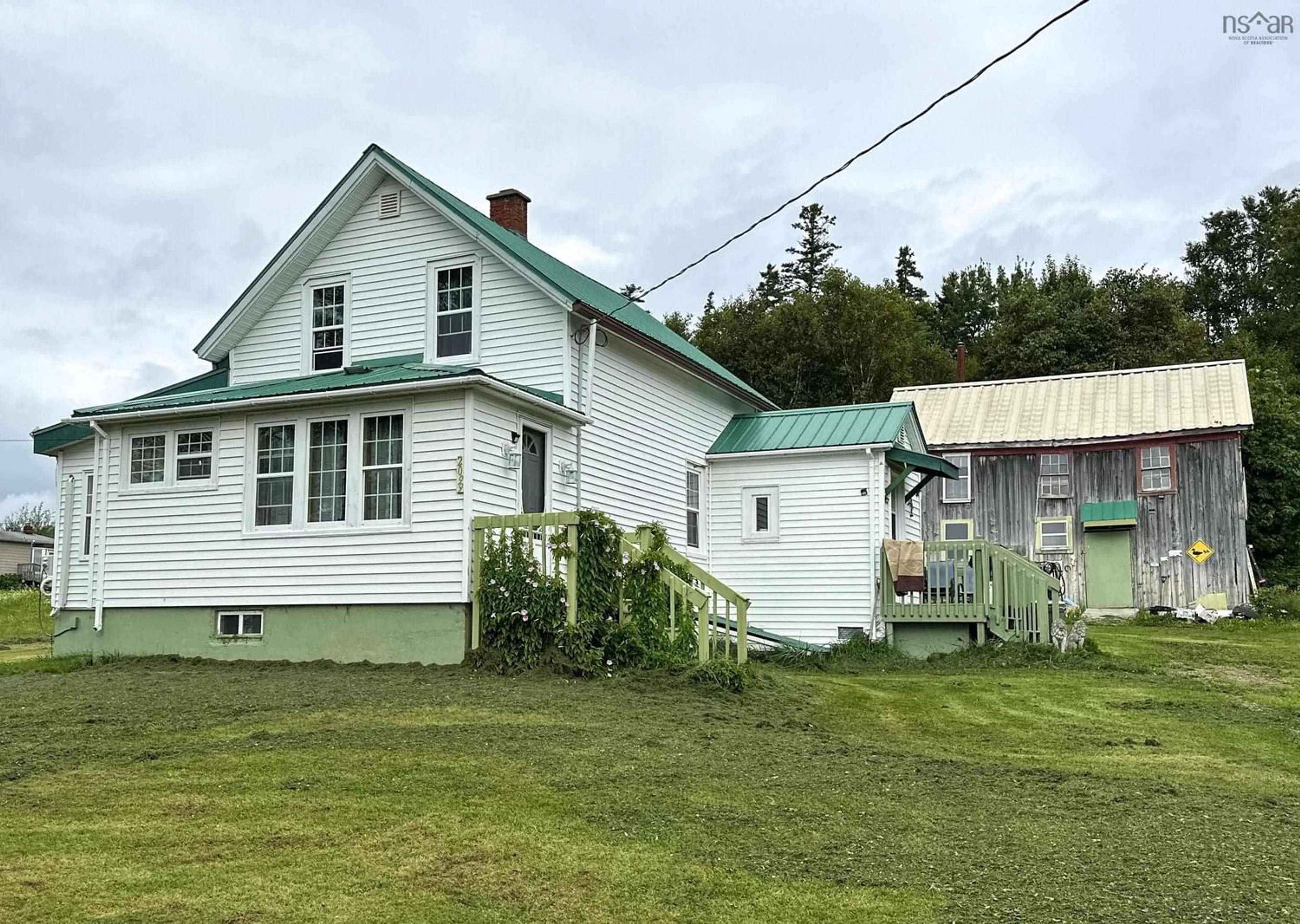 Cottage for 2099 Ns Highway 2, Lower Economy Nova Scotia B0M 1B0