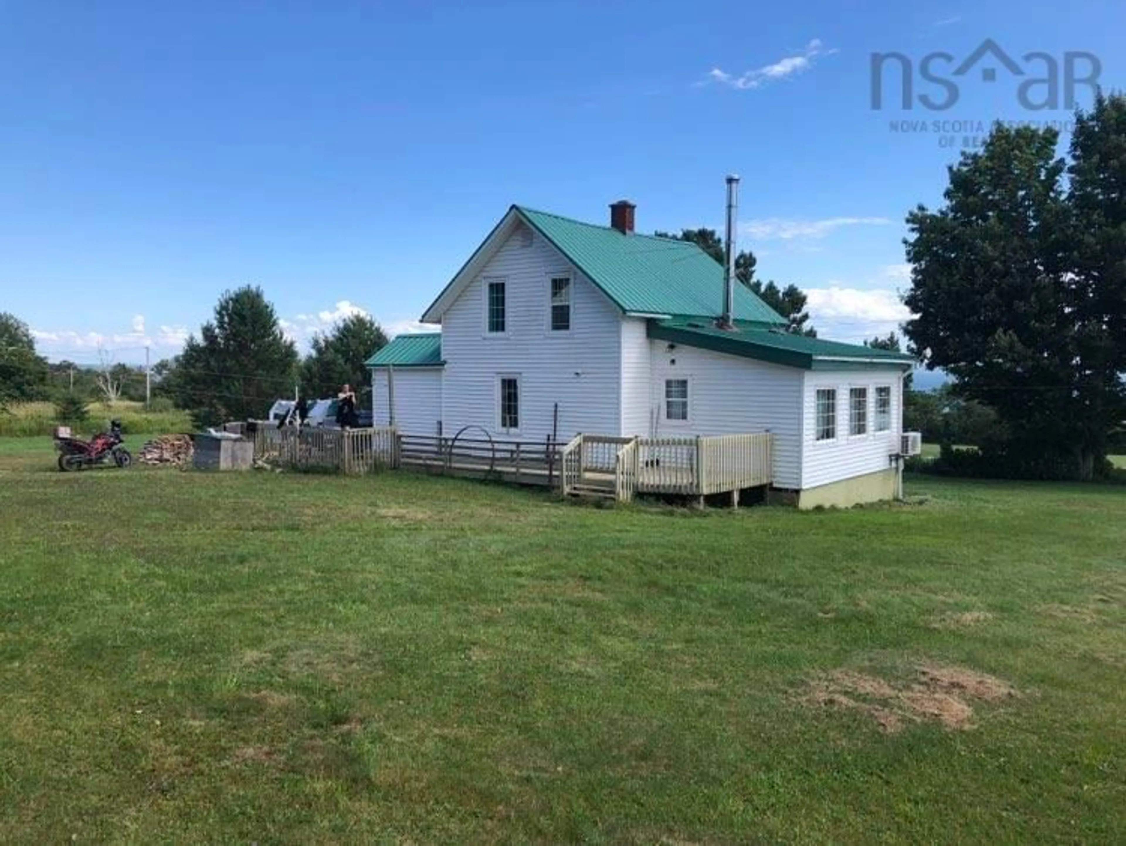 Cottage for 2099 Ns Highway 2, Lower Economy Nova Scotia B0M 1B0