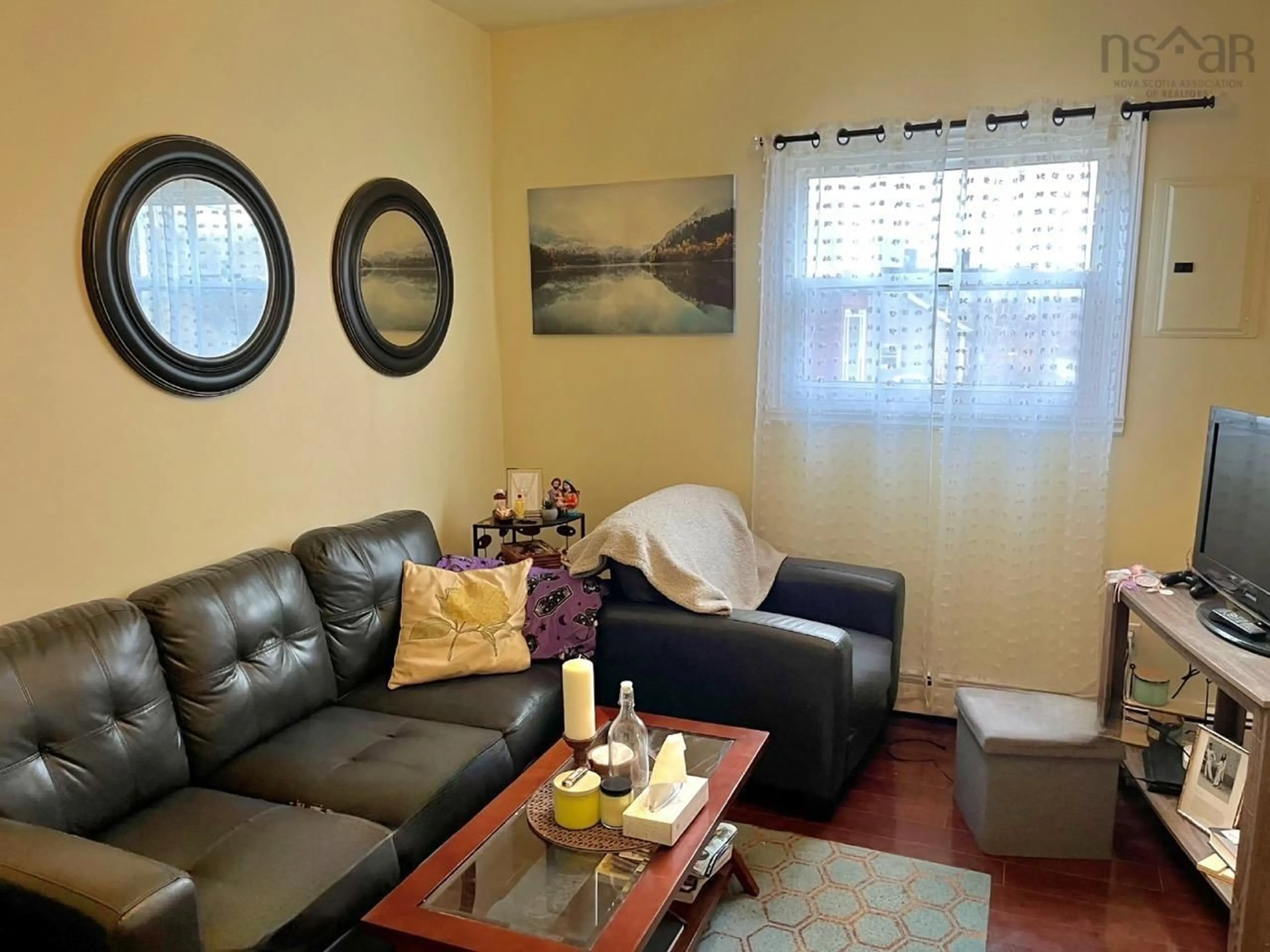 Living room for 1491 Victoria Rd, Sydney Nova Scotia B1N 1M9