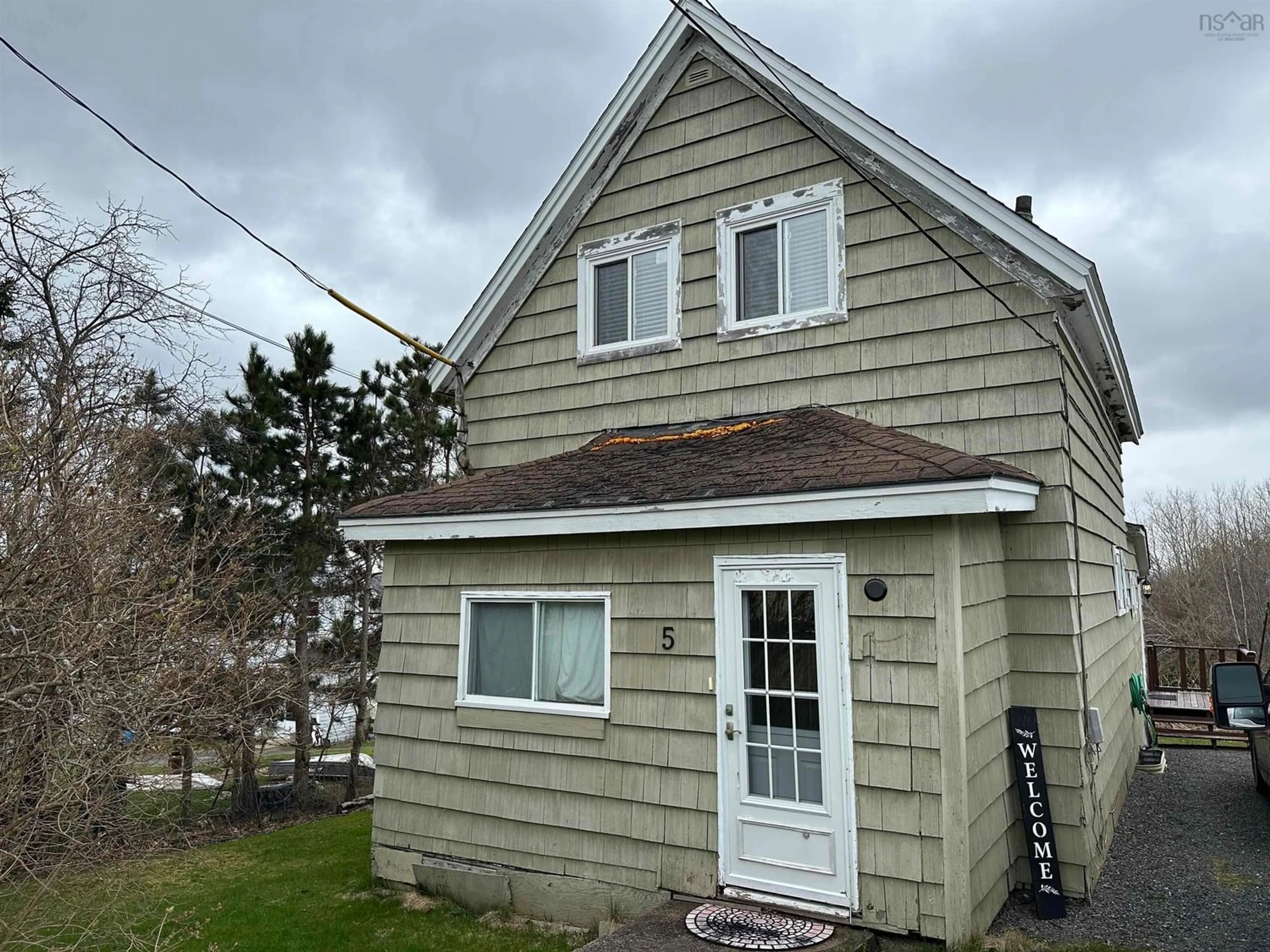 Frontside or backside of a home for 5 Egerton St, Trenton Nova Scotia B0K 1X0
