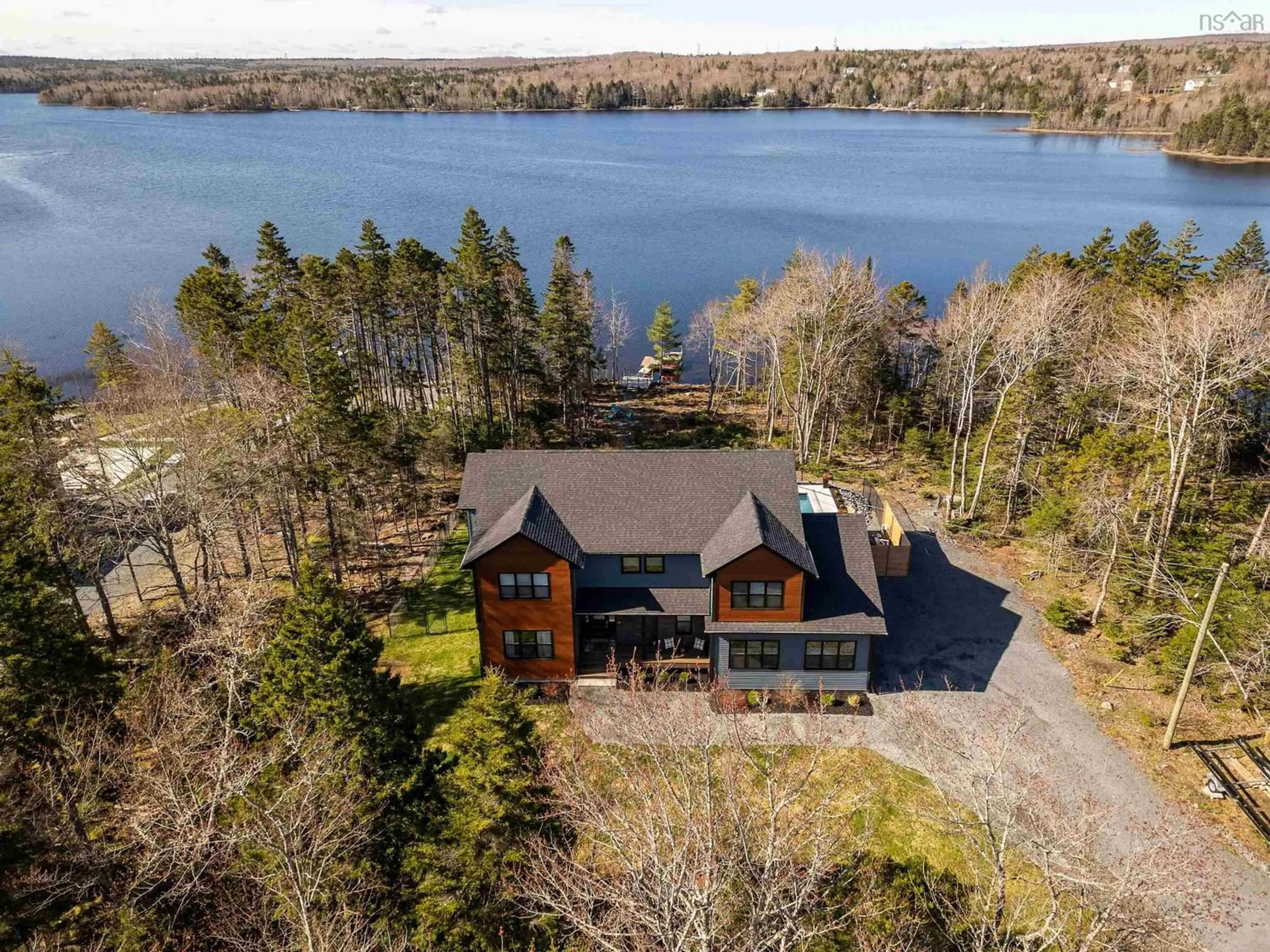 Cottage for 810 Mccabe Lake Dr, Middle Sackville Nova Scotia B4E 0N6