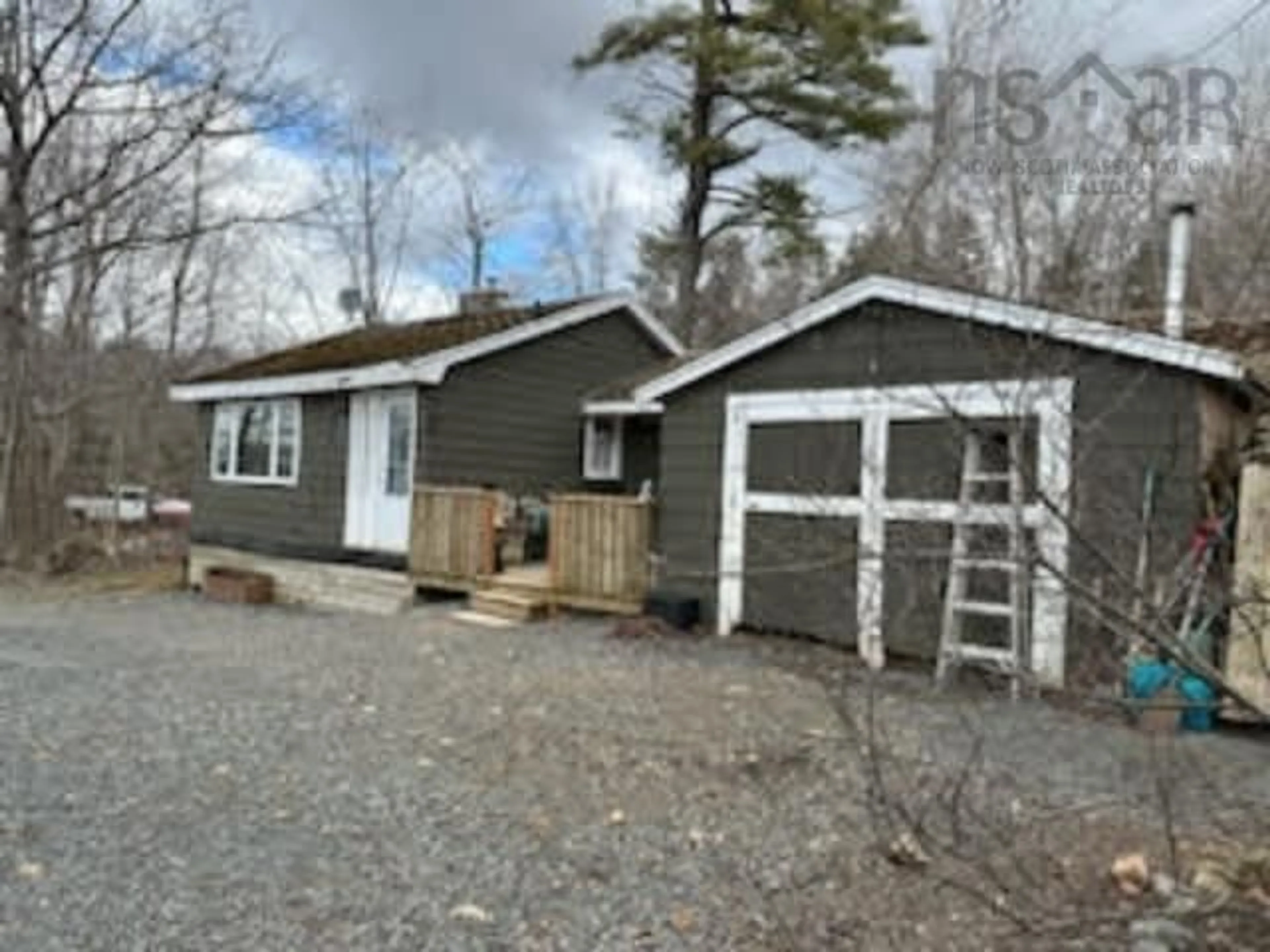 Cottage for 4006 Highway 2 Rd #A, Fletchers Lake Nova Scotia B2T 1A3