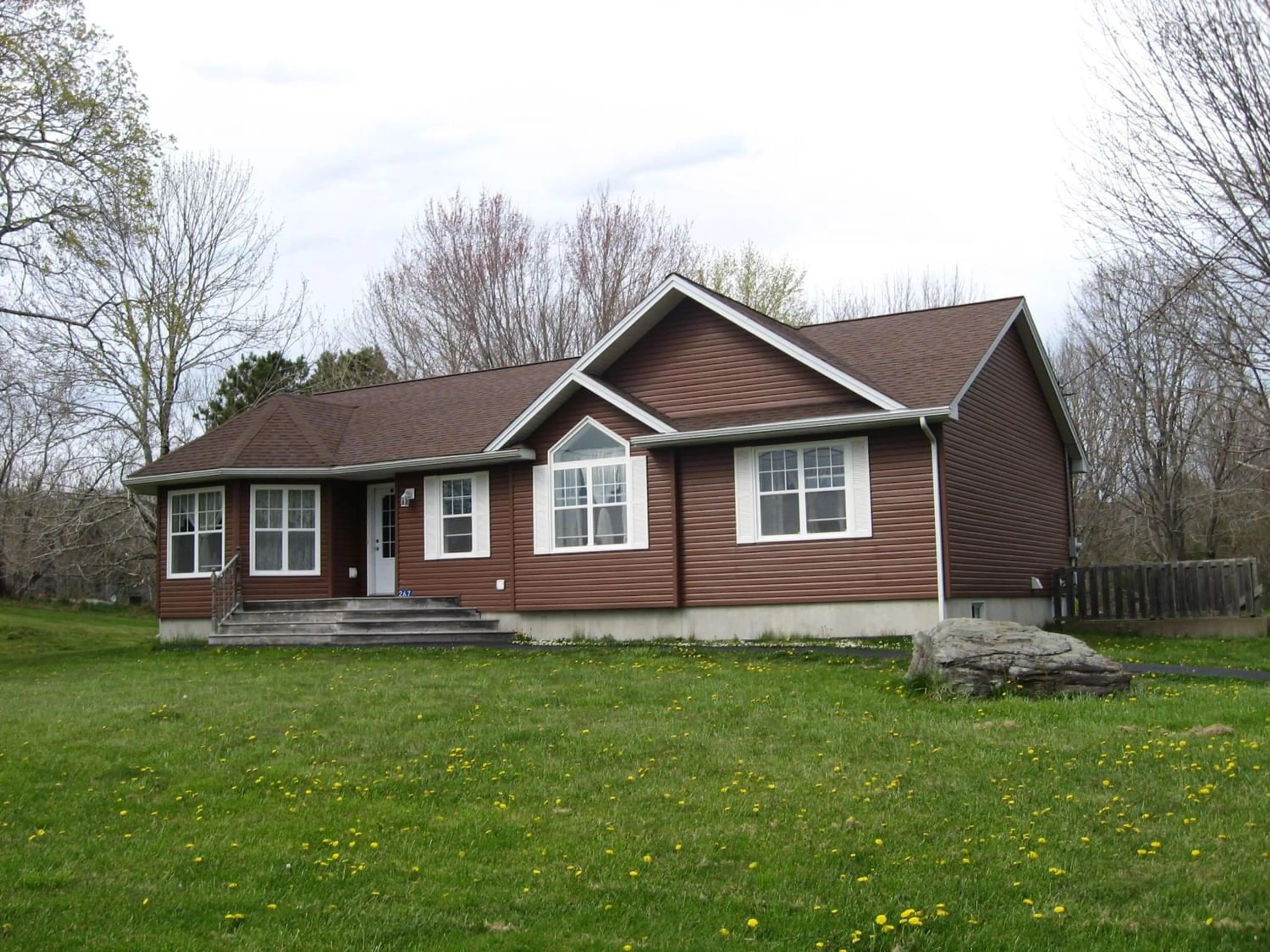 Frontside or backside of a home for 267 Highway 8, Milton Nova Scotia B0T 1P0