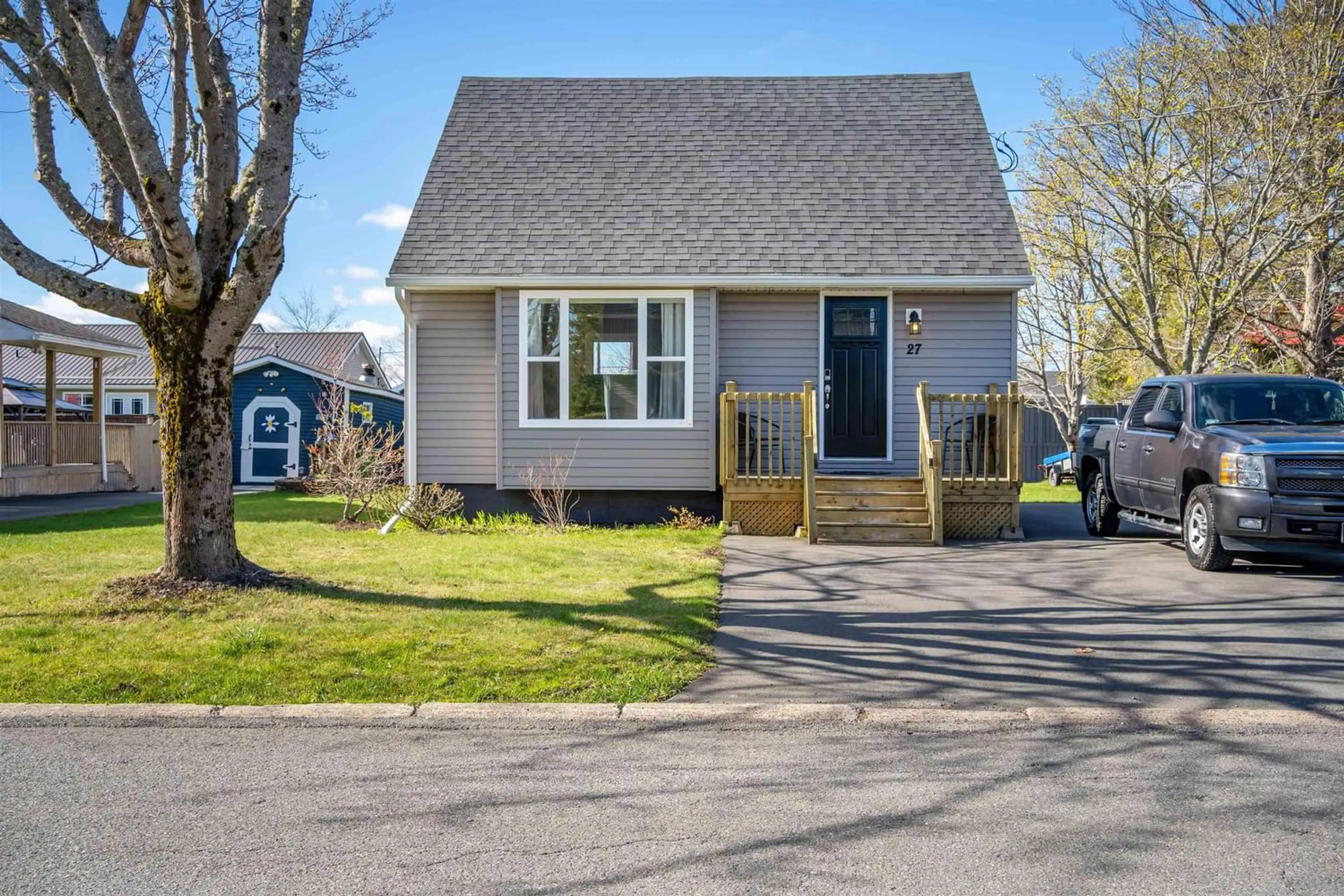 Frontside or backside of a home for 27 Cambey Ave, Stellarton Nova Scotia B0K 0A2