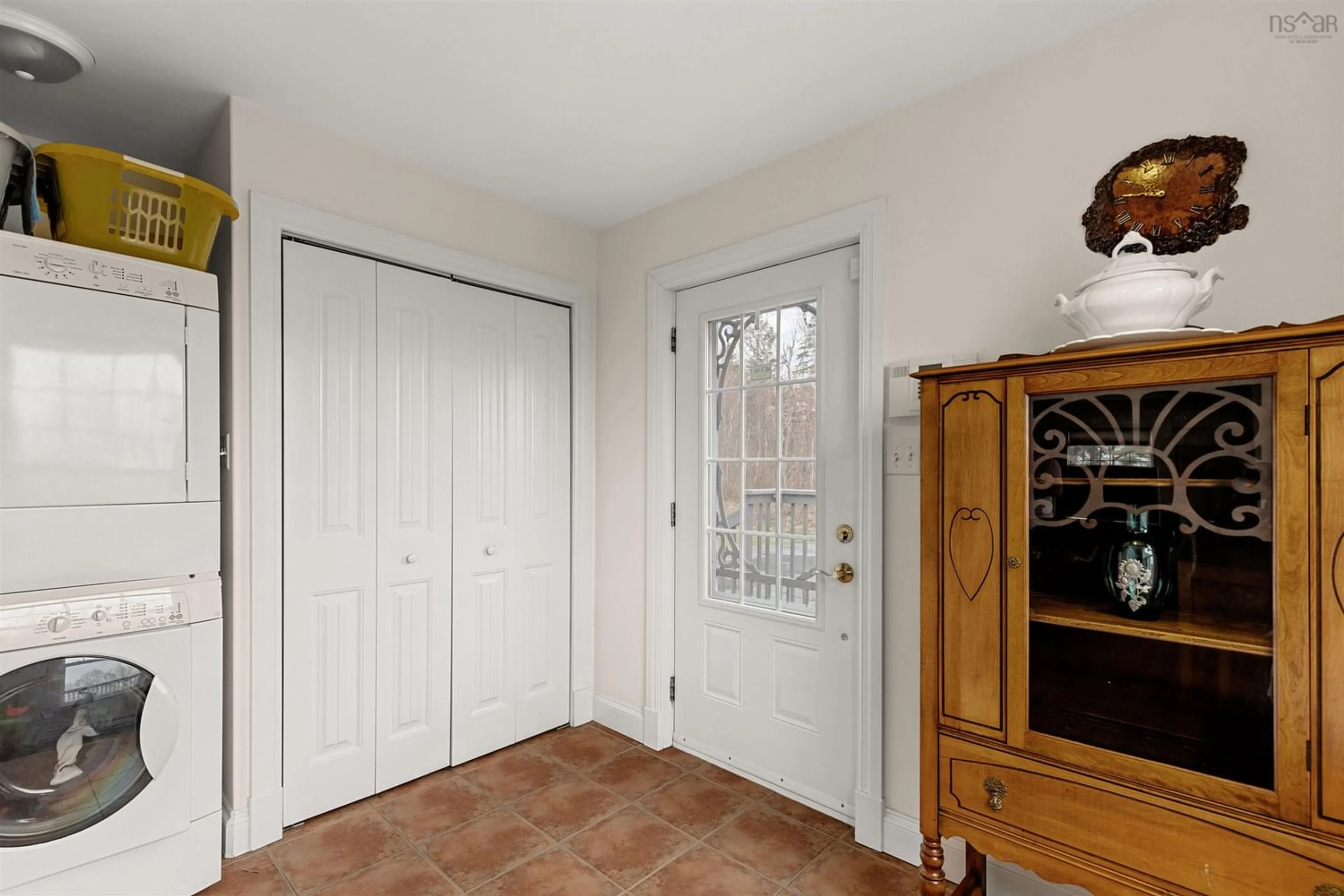 Indoor entryway for 311 East Petpeswick Rd, East Petpeswick Nova Scotia B0J 2L0