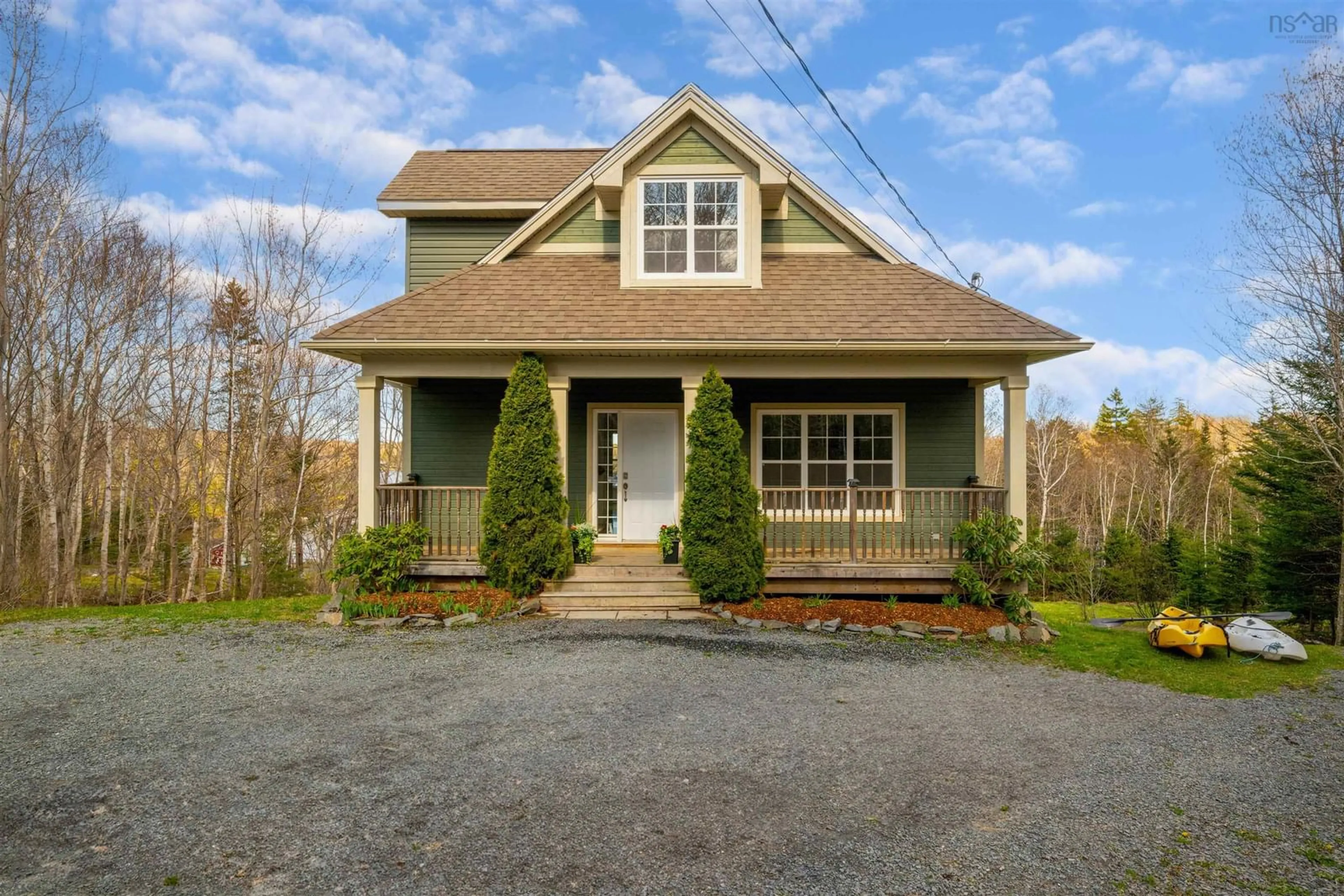 Cottage for 81 Jorphie Dr, Mount Uniacke Nova Scotia B0N 1Z0