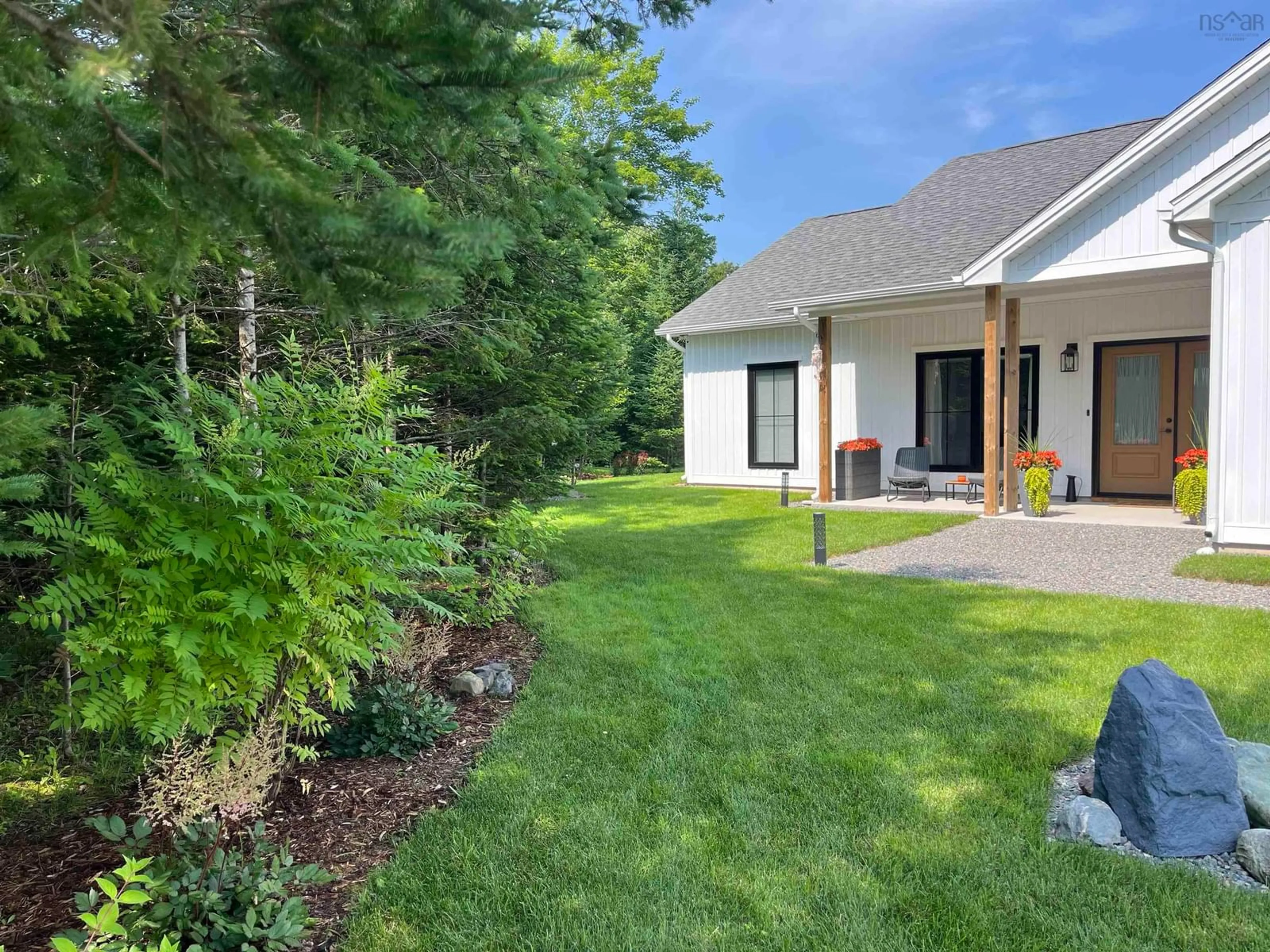 Contemporary kitchen for 855 Gray Rd, Debert Nova Scotia B0M 1G0