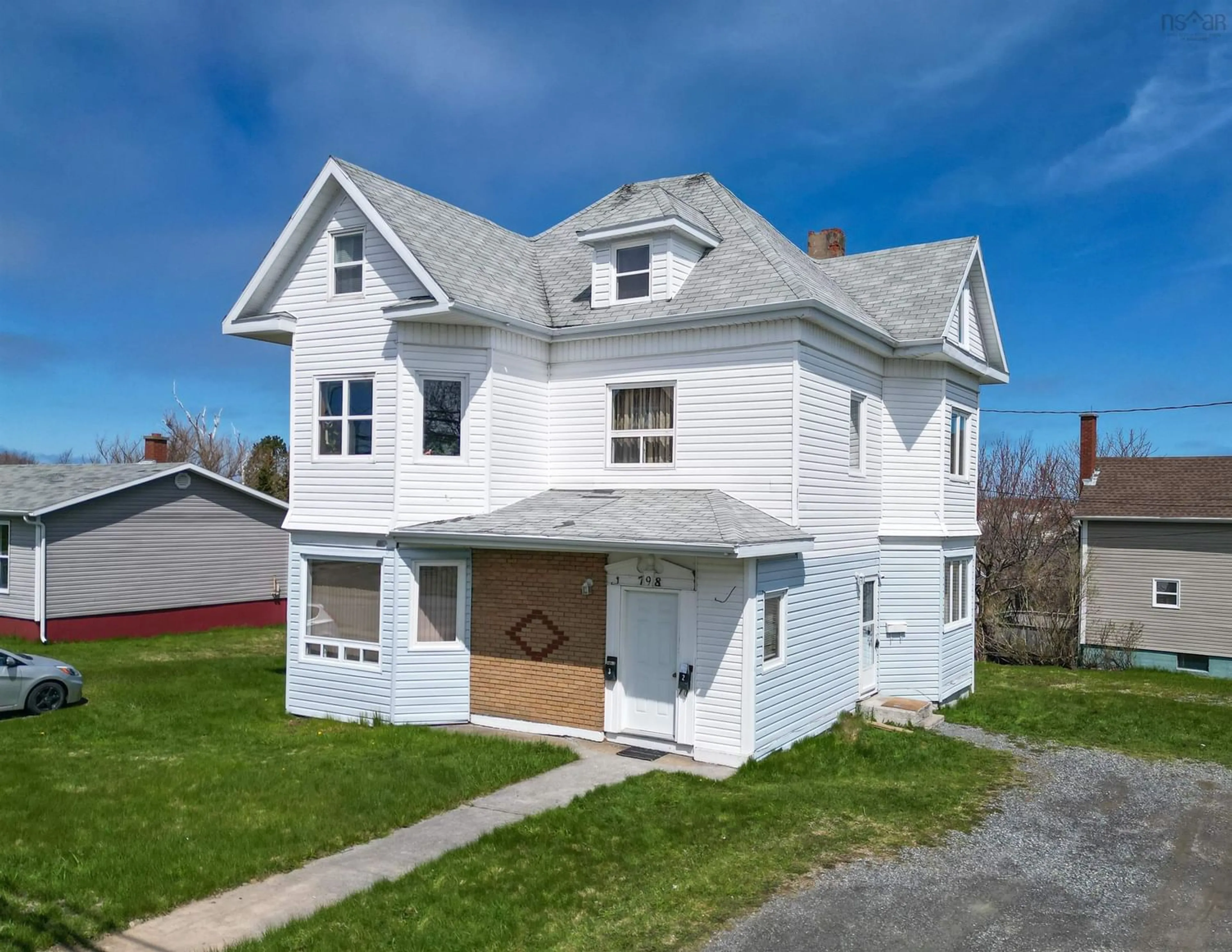 Frontside or backside of a home for 798 Main St, Glace Bay Nova Scotia B1A 4Z1