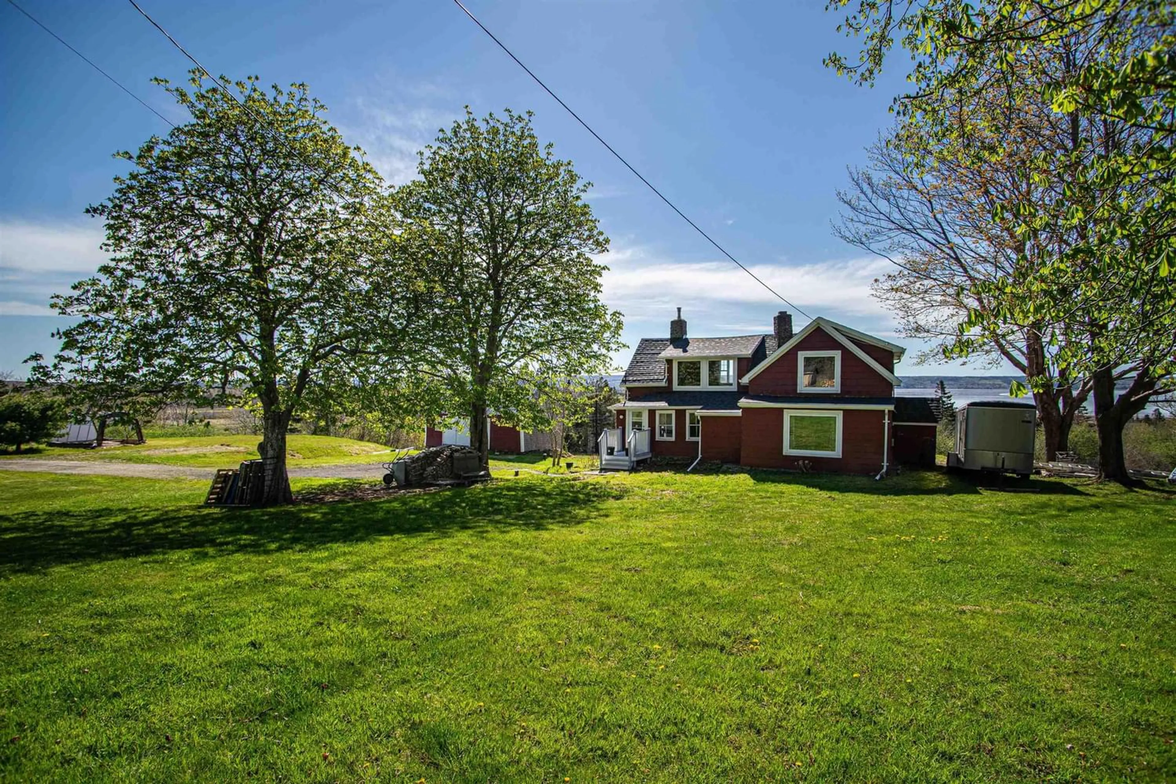 Cottage for 10588 Highway 217, Rossway Nova Scotia B0V 1A0