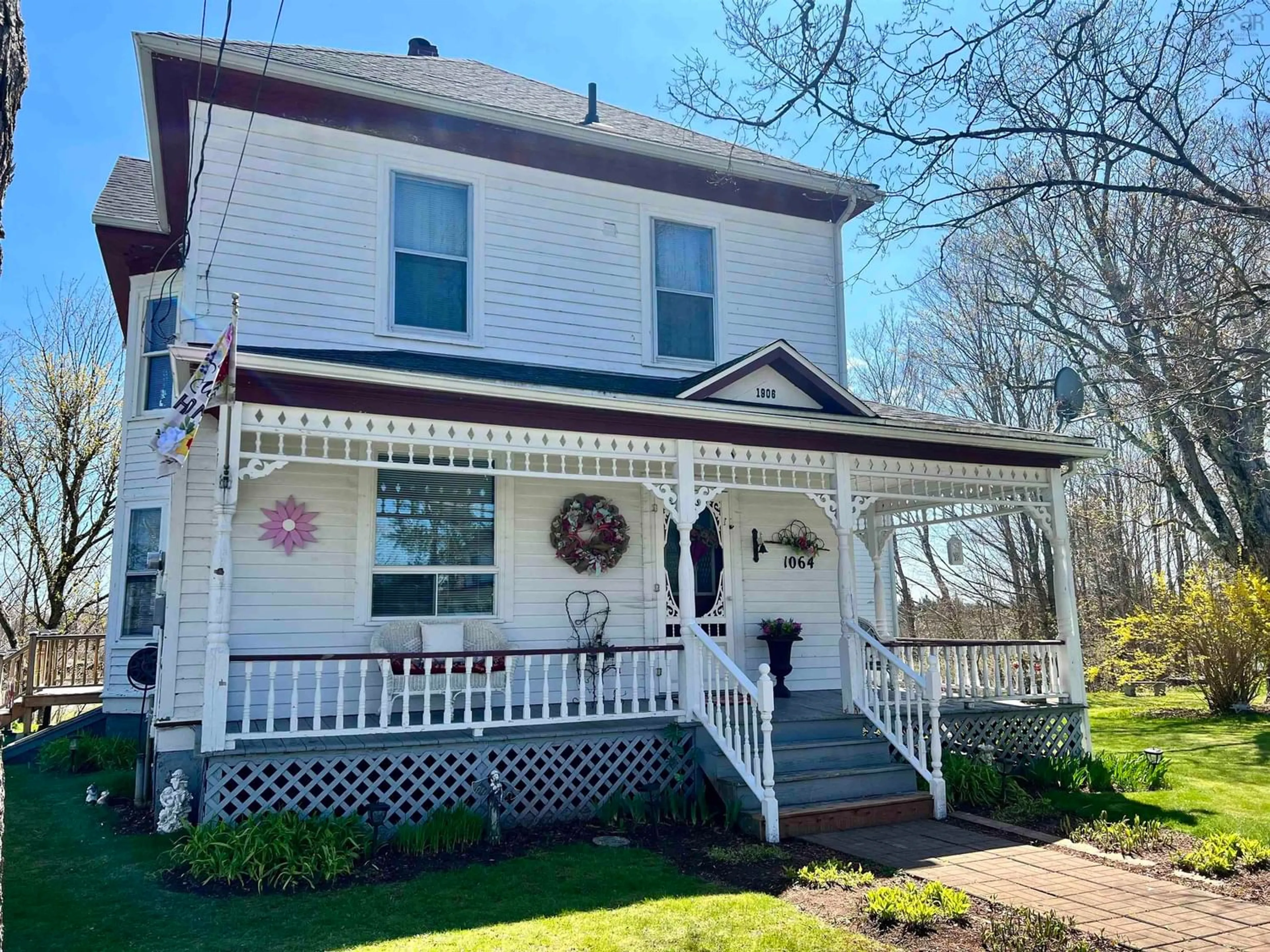 Outside view for 1064 Belmont Rd, Belmont Nova Scotia B0M 1C0