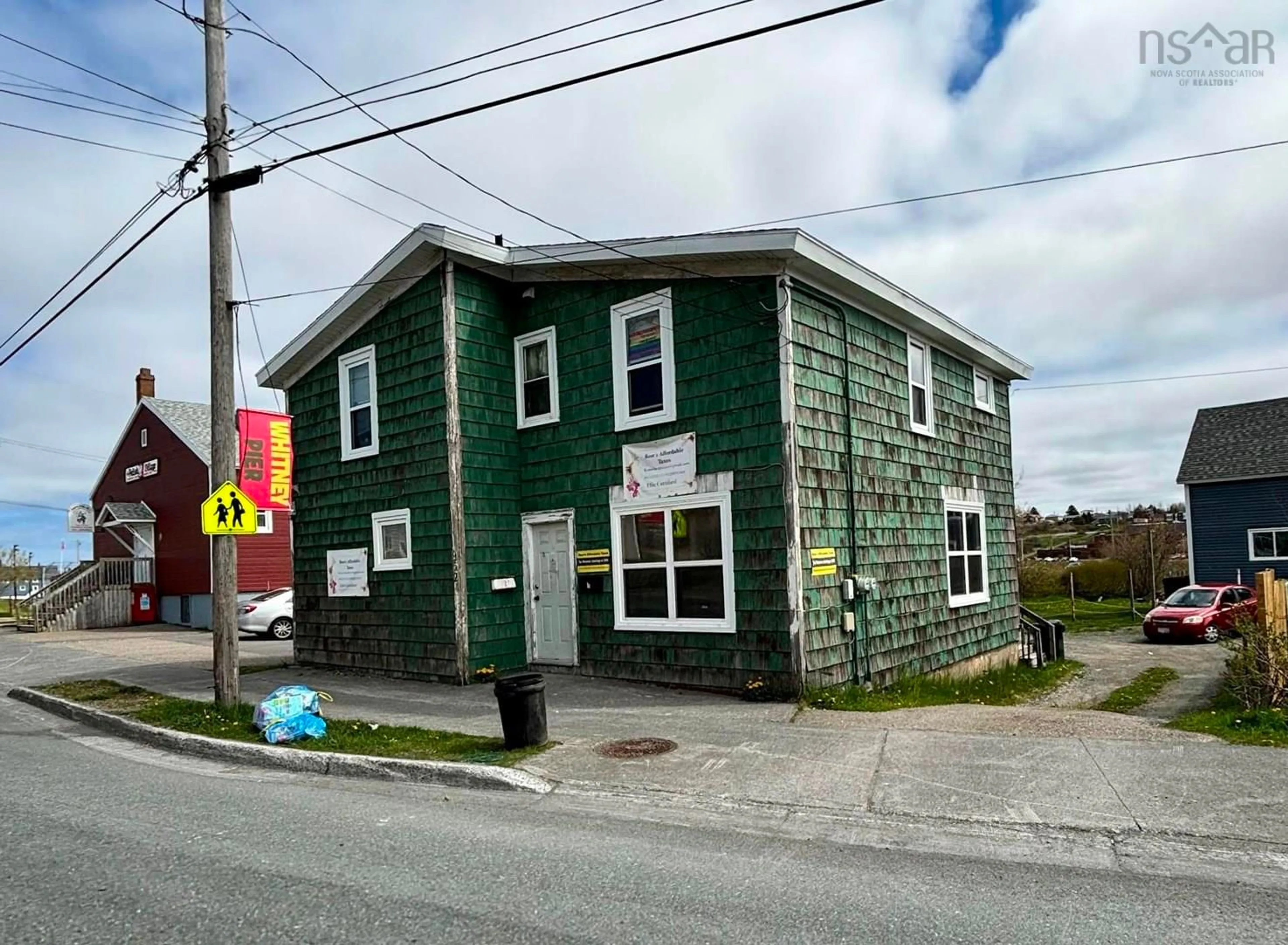 Outside view for 952 Victoria Rd, Sydney Nova Scotia B1N 1K7