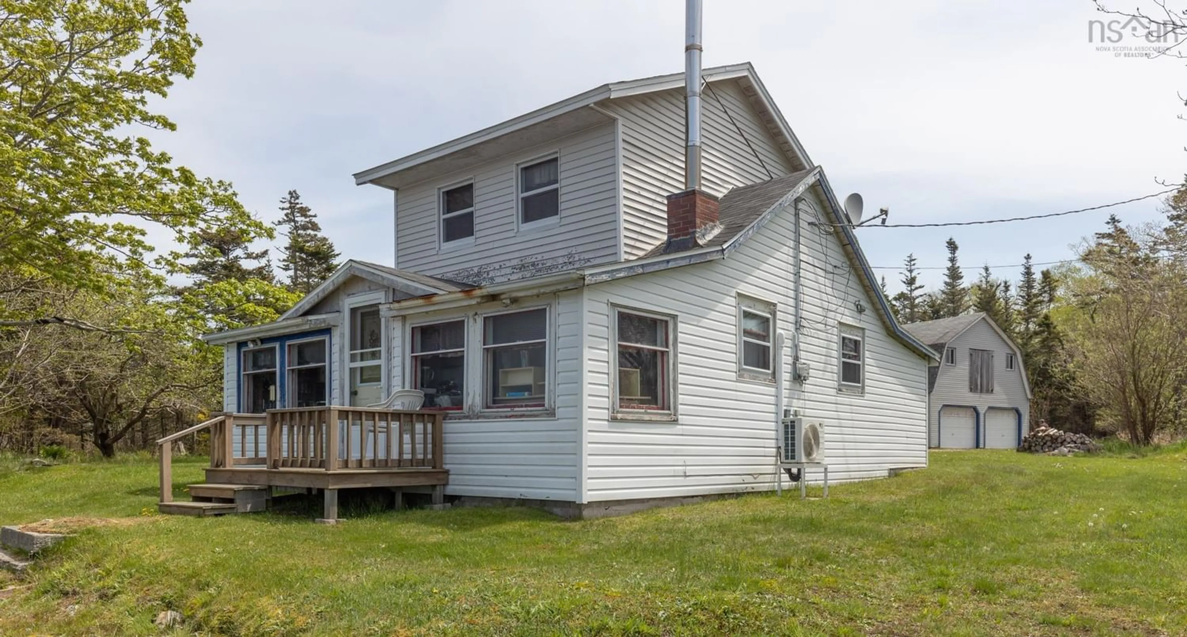 Frontside or backside of a home for 104 Pembroke Rd, Pembroke Nova Scotia B5A 5H3