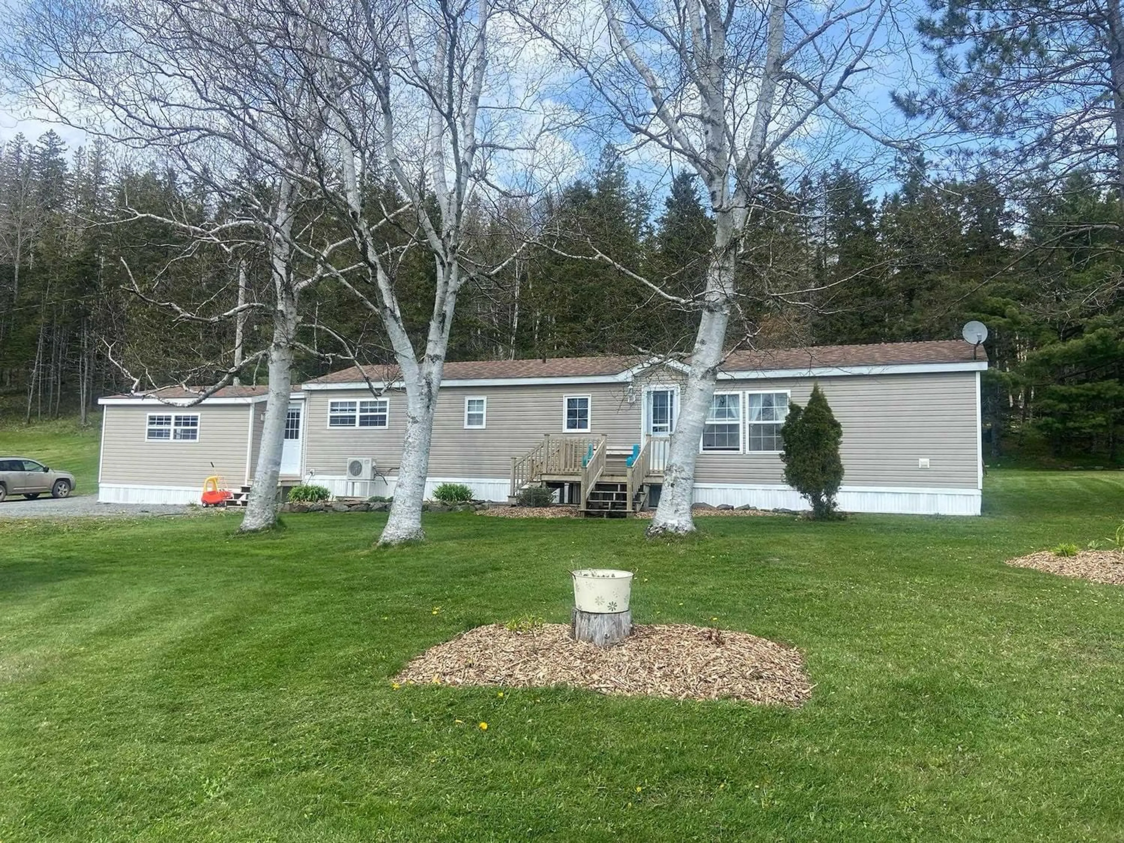 Cottage for 1824 Glen Rd, Glen Road Nova Scotia B2G 2L3