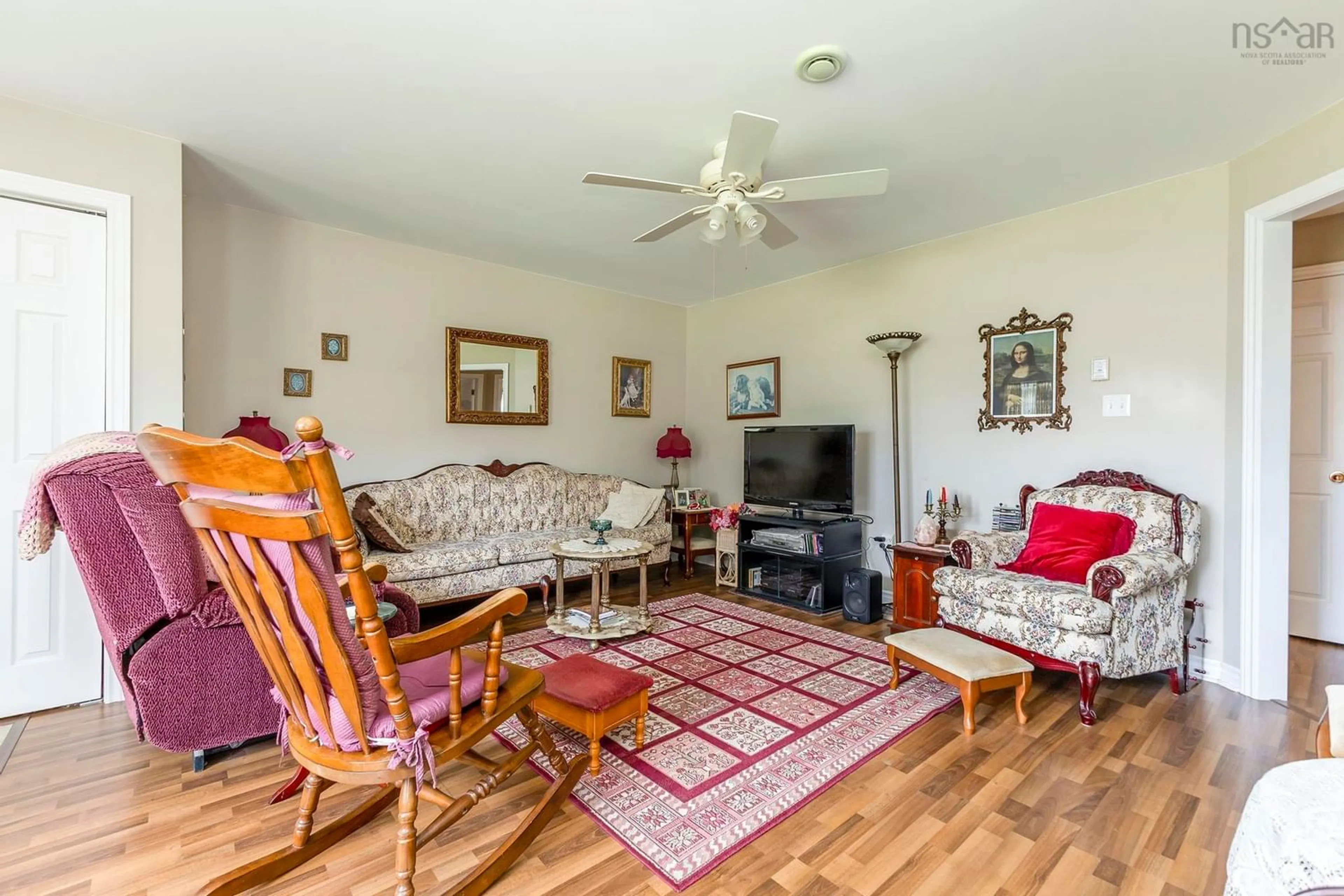 Living room for 494 Pictou Rd, Valley Nova Scotia B2N 2V1