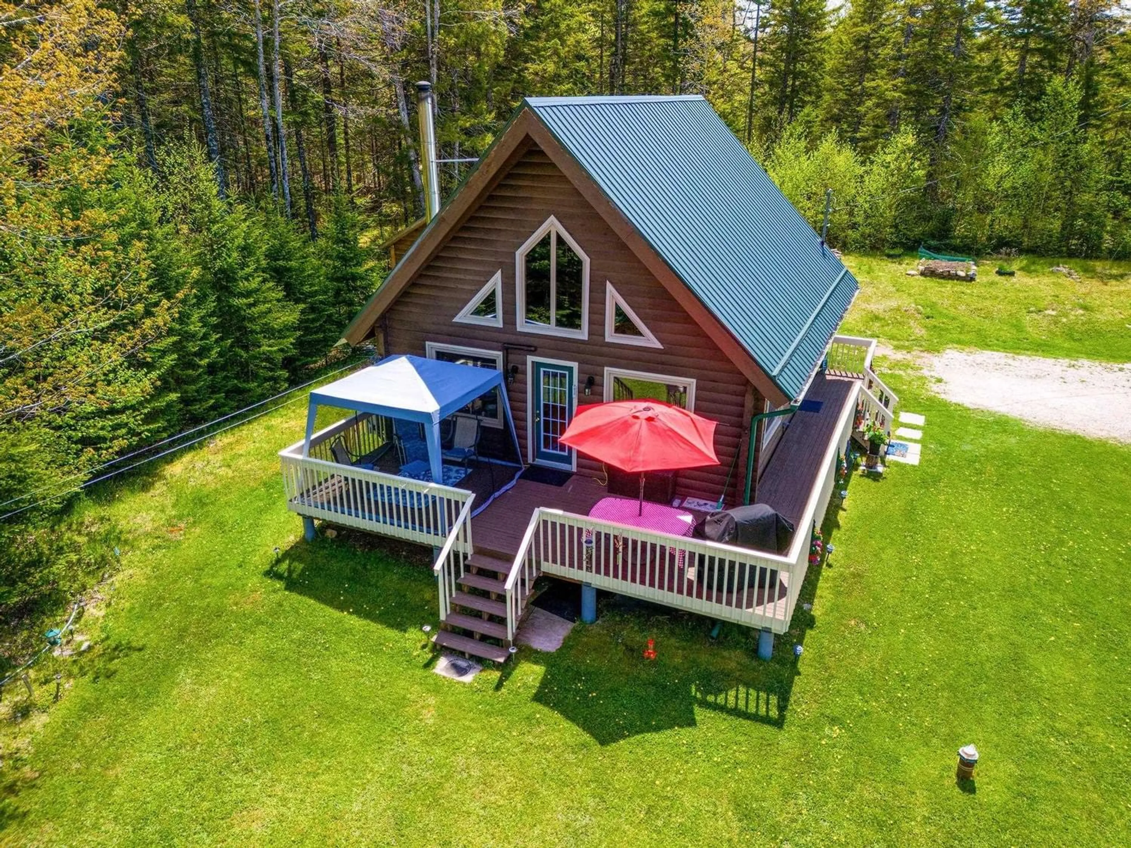 Cottage for 110 Easy St, East Dalhousie Nova Scotia B0R 1H0