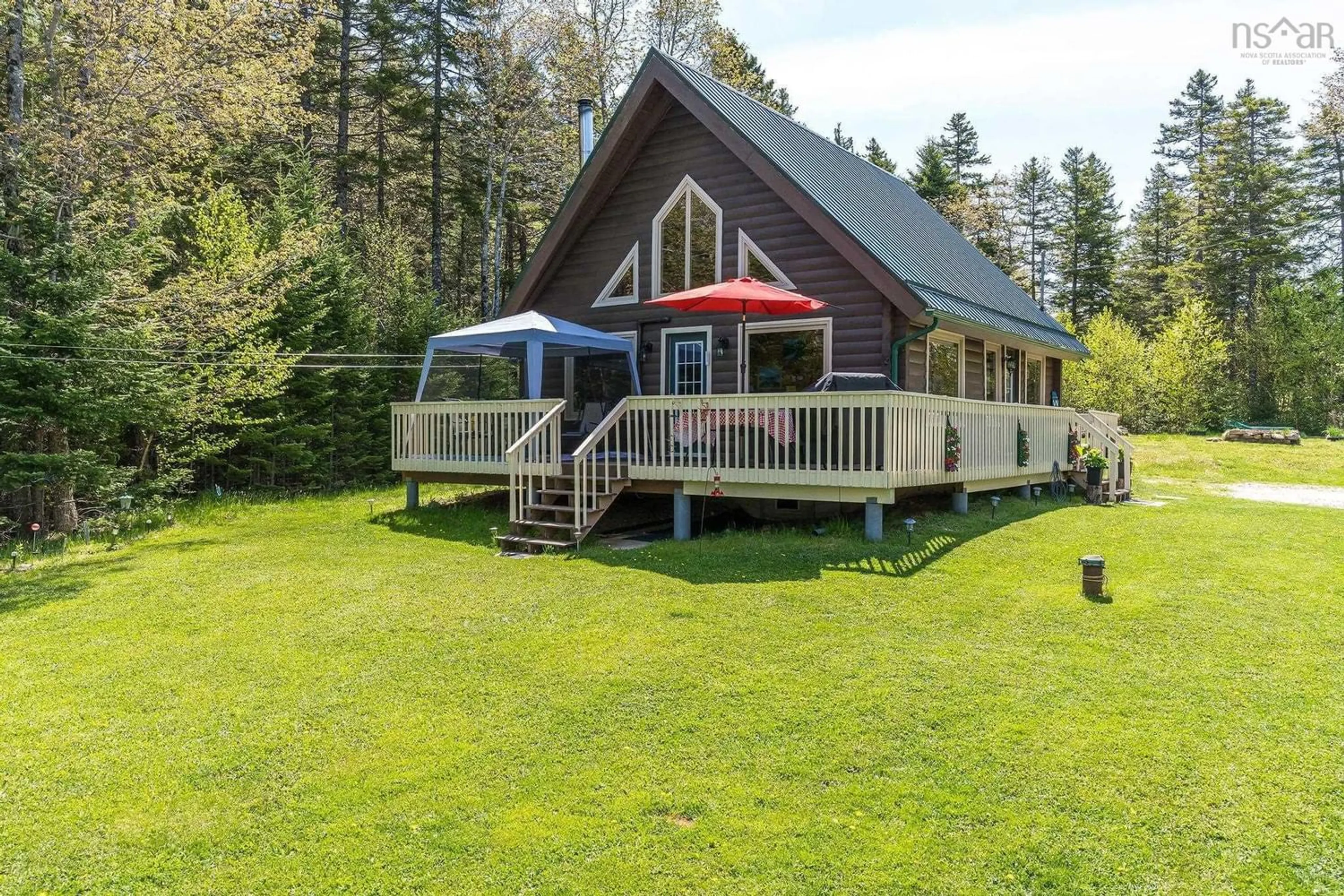 Cottage for 110 Easy St, East Dalhousie Nova Scotia B0R 1H0