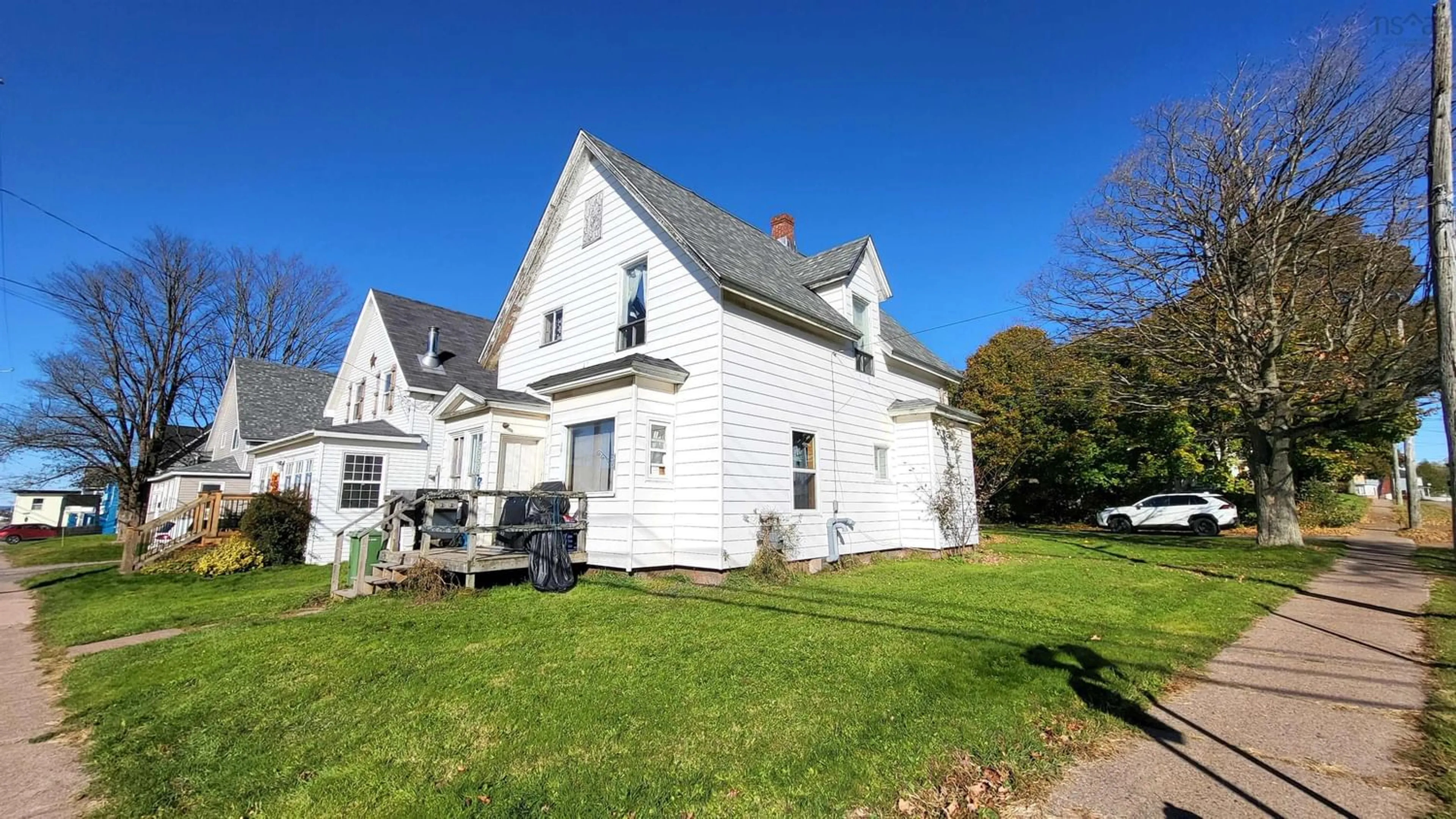 Frontside or backside of a home for 39 Laplanche St, Amherst Nova Scotia B4H 3G9