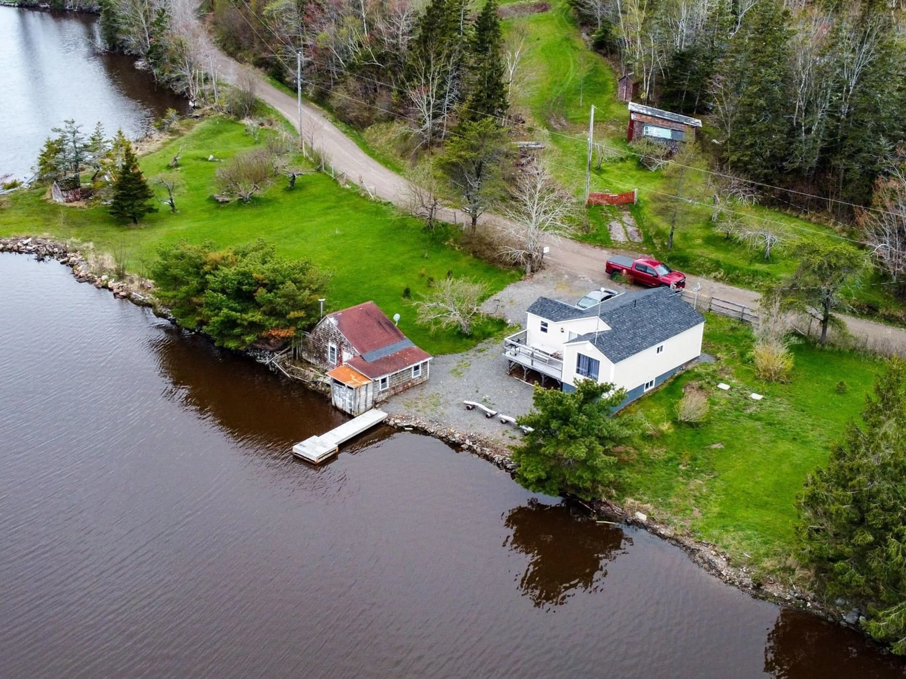 Cottage for 118 Old Black River Rd, Dundee Nova Scotia B0E 3K0