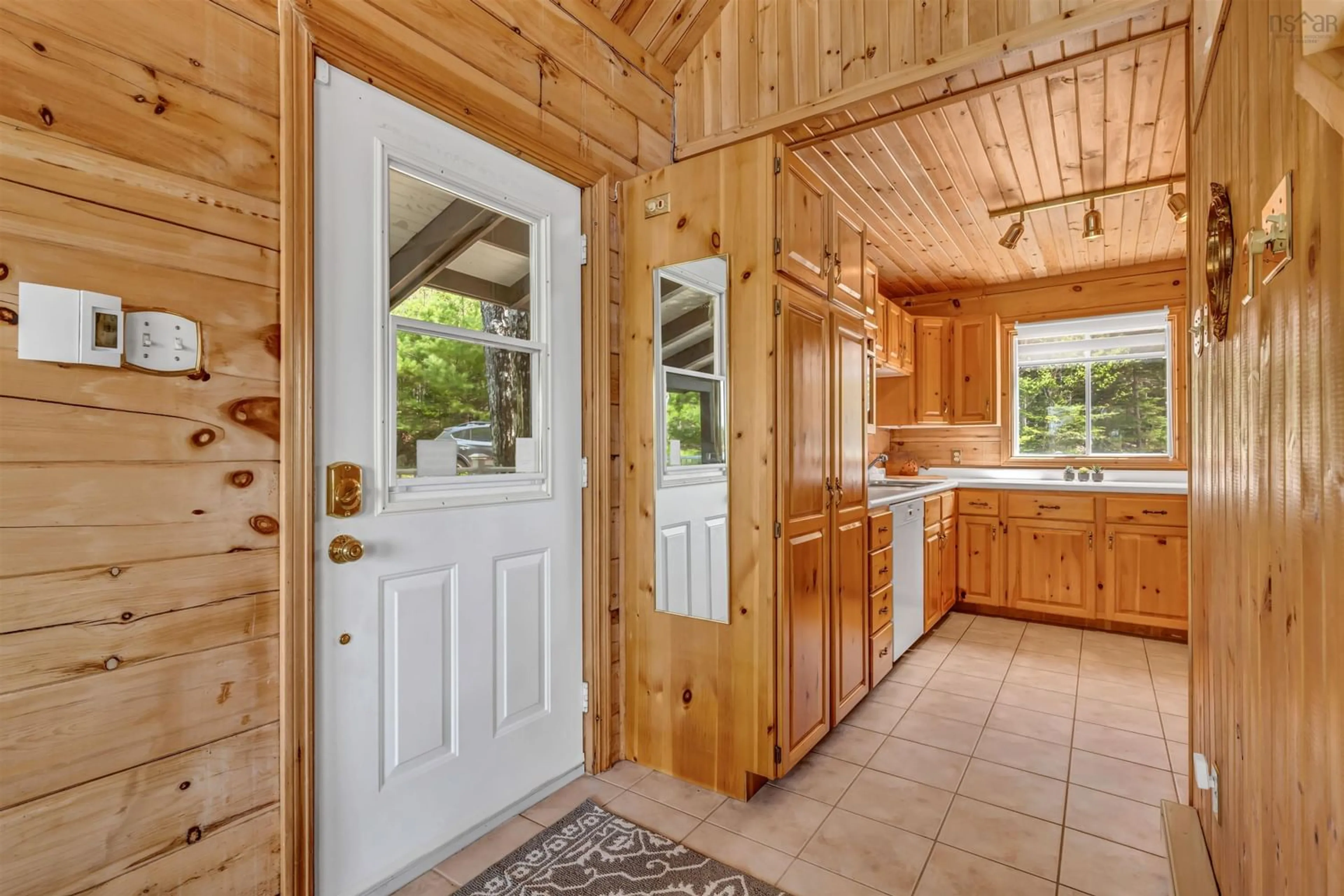 Indoor entryway, wood floors for 599 Waterloo Ave, Waterloo Lake Nova Scotia B0R 1H0