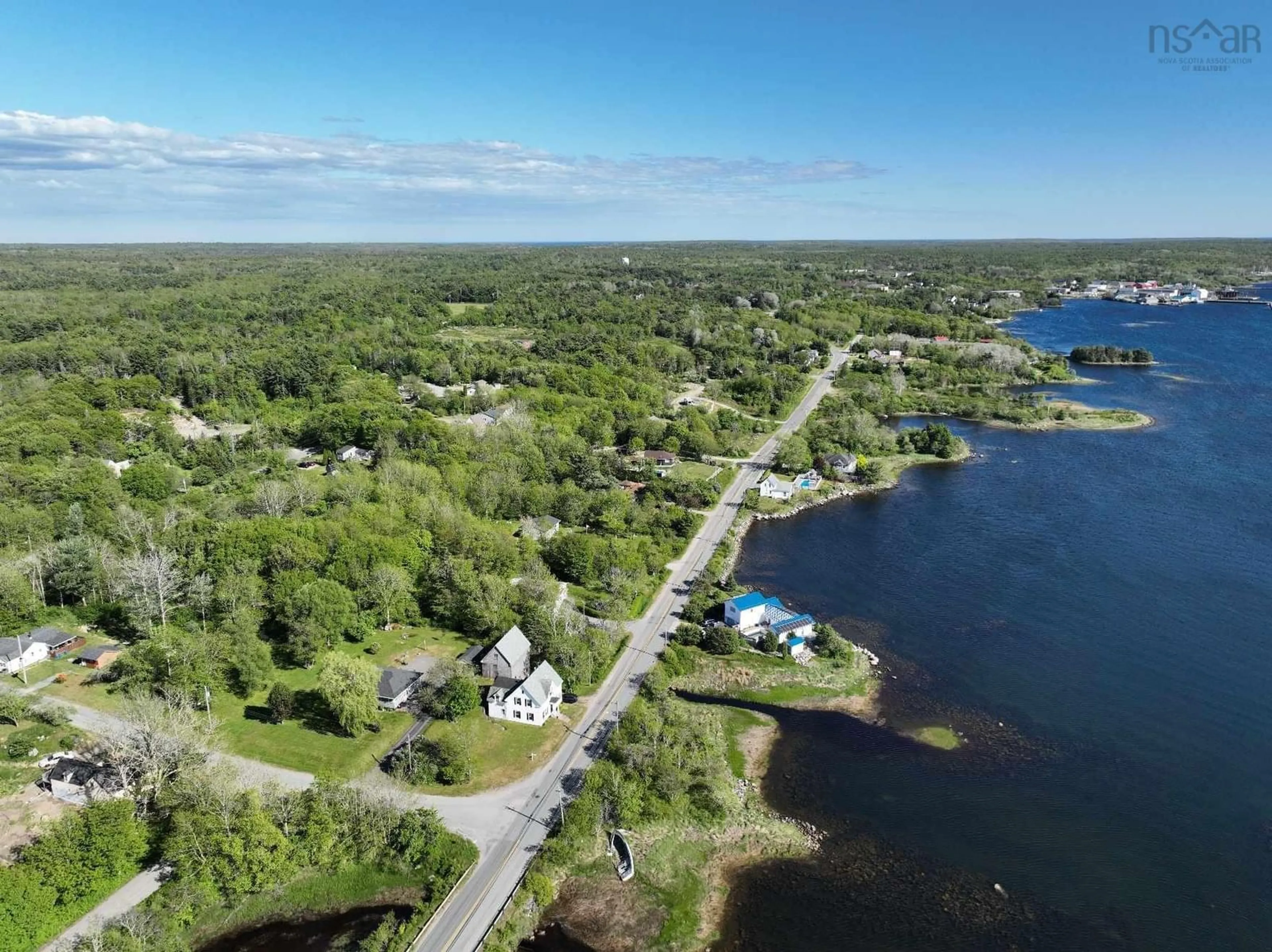 A pic from exterior of the house or condo, the view of lake or river for 80 Hammond St, Shelburne Nova Scotia B0T 1W0