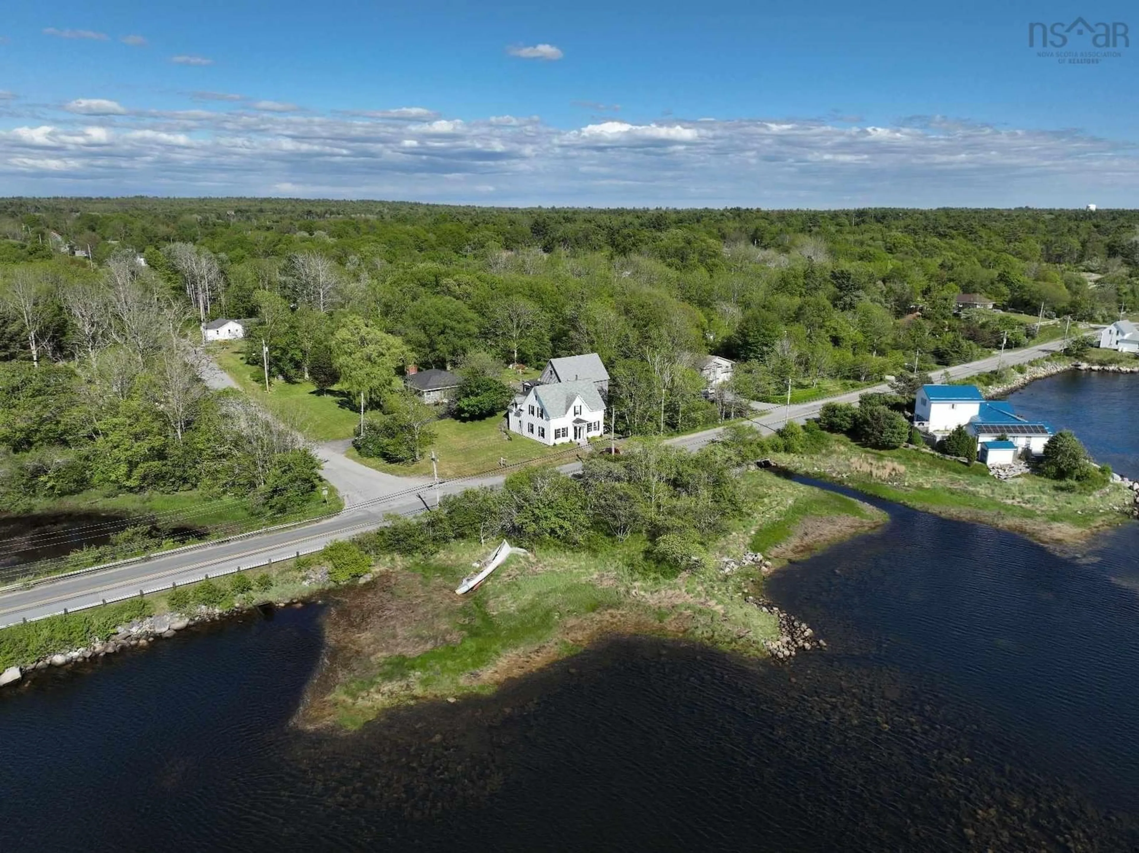 A pic from exterior of the house or condo, cottage for 80 Hammond St, Shelburne Nova Scotia B0T 1W0