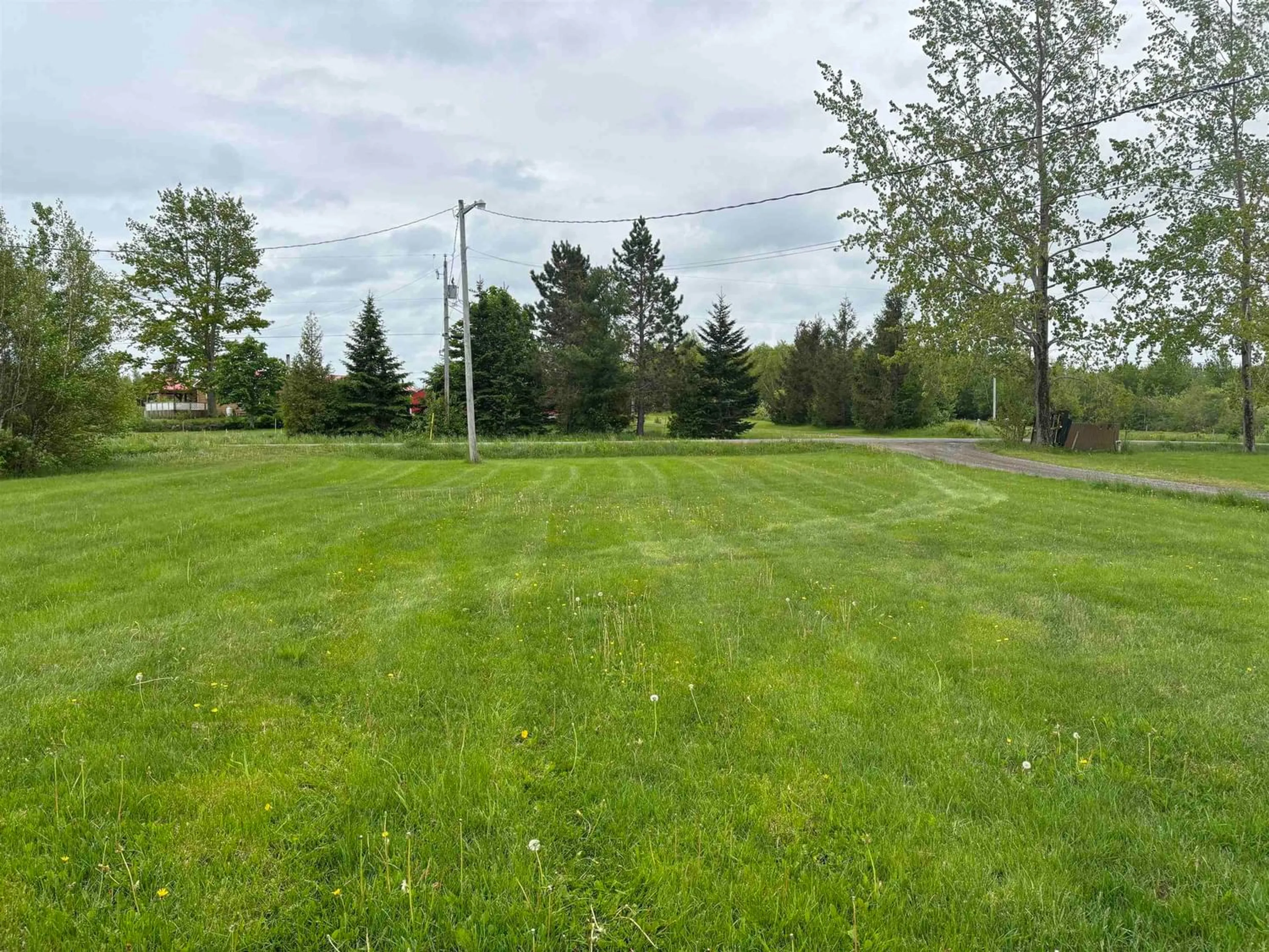 Fenced yard for 517 Miller Rd, Pugwash Nova Scotia B0K 1L0