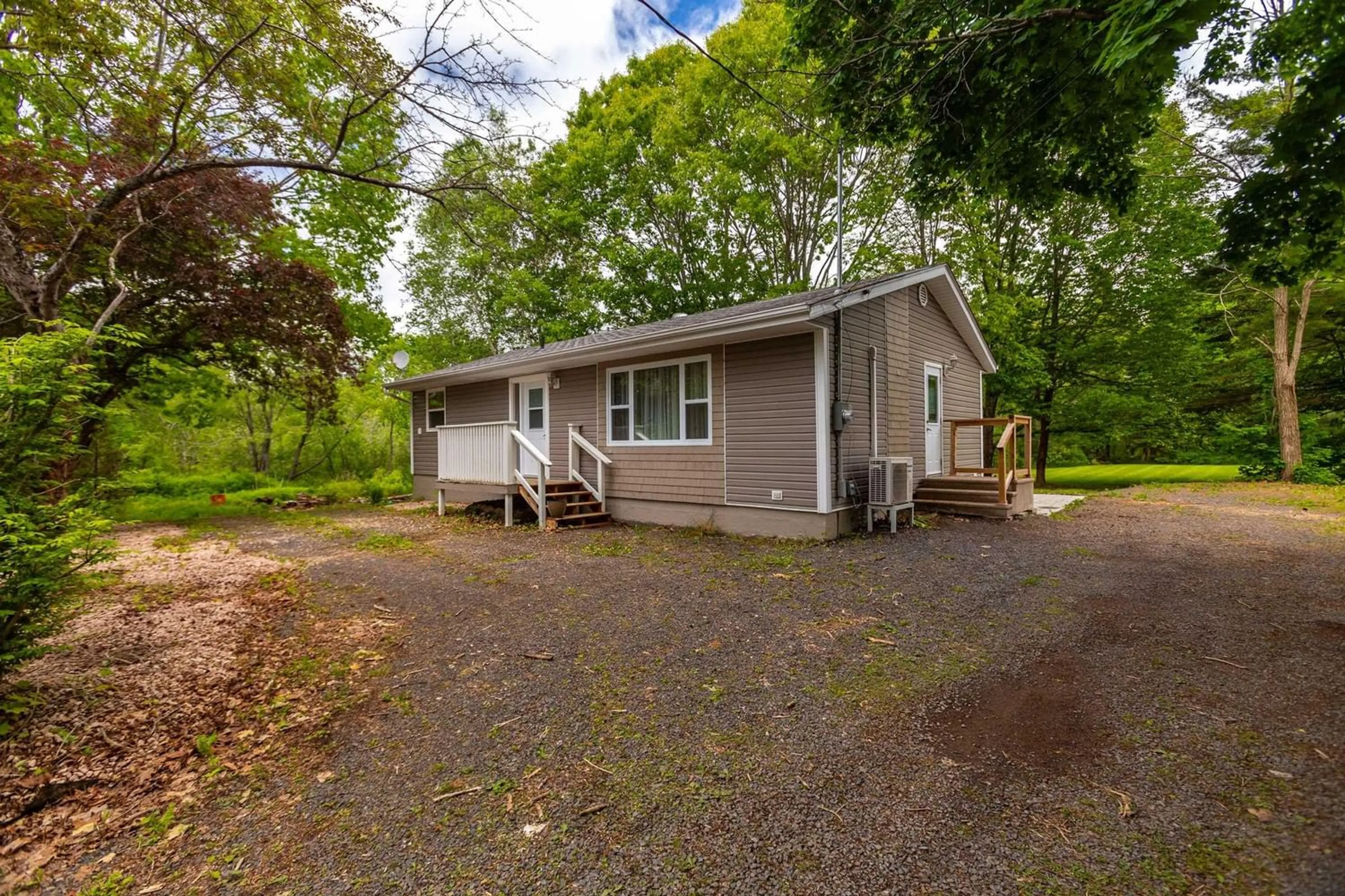 Cottage for 30 Dodge Rd, South Farmington Nova Scotia B0P 1W0