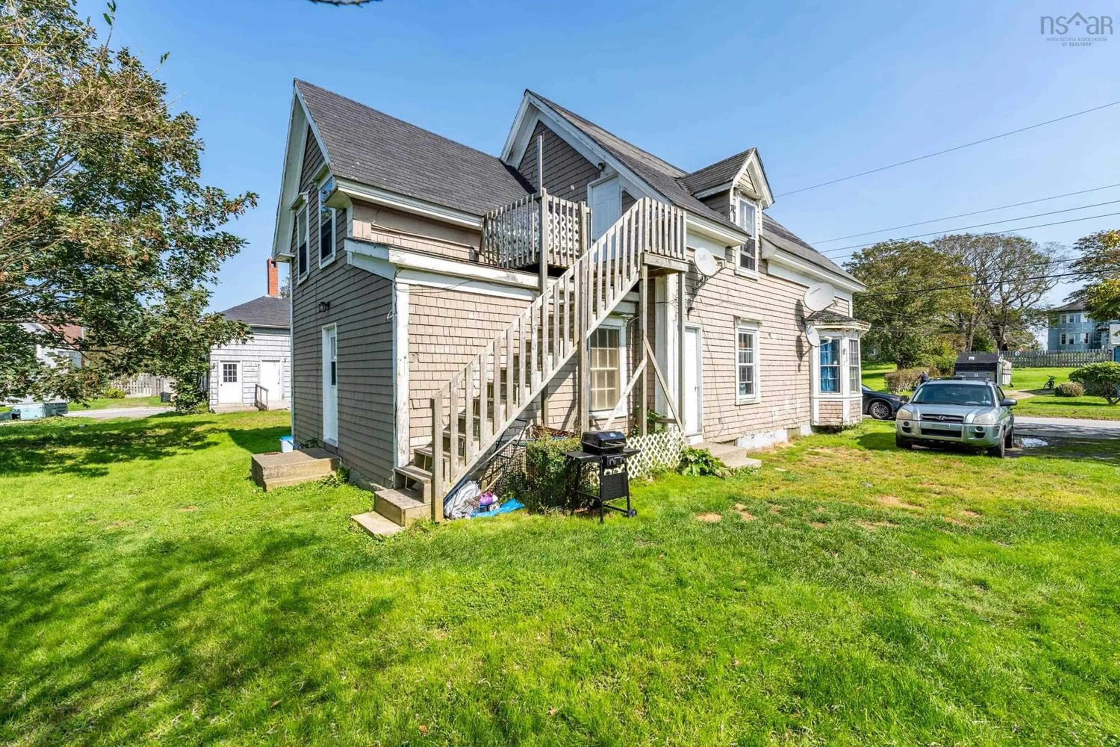 Frontside or backside of a home for 15 Forbes St, Yarmouth Nova Scotia B5A 1X2