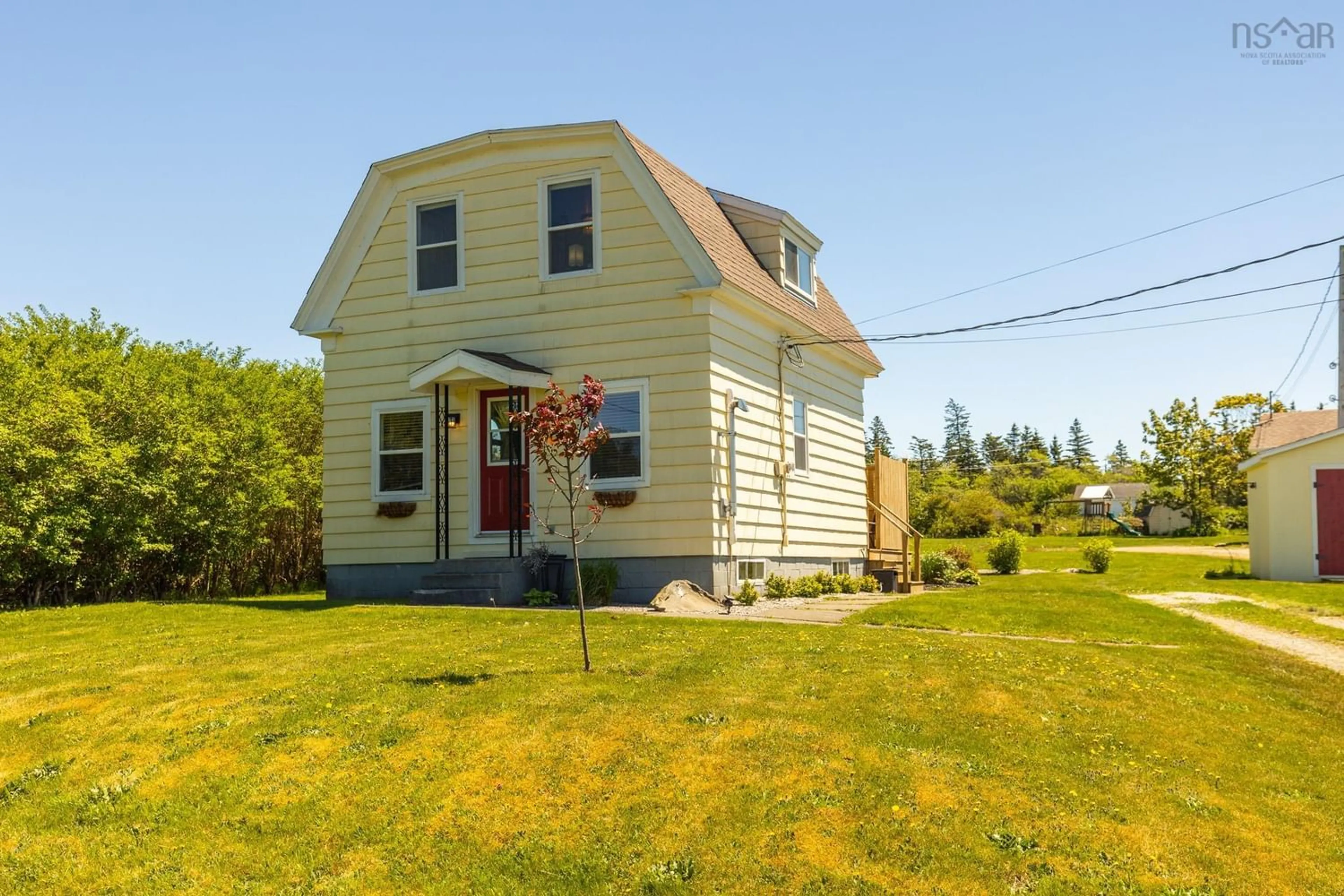 Cottage for 24 Surette Rd, Wedgeport Nova Scotia B0W 3P0