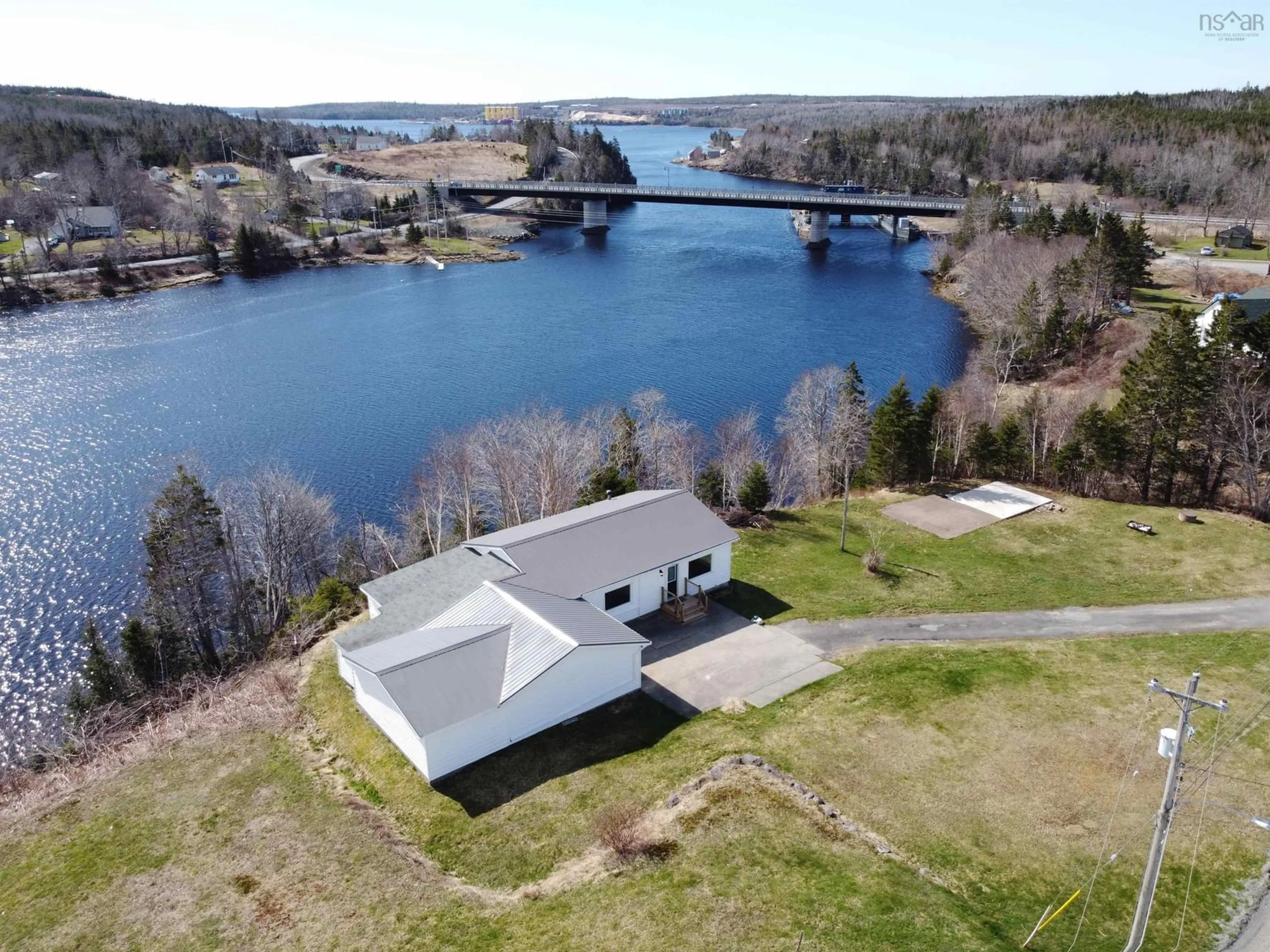 Cottage for 24 Pool Rd, Sheet Harbour Nova Scotia B0J 3B0