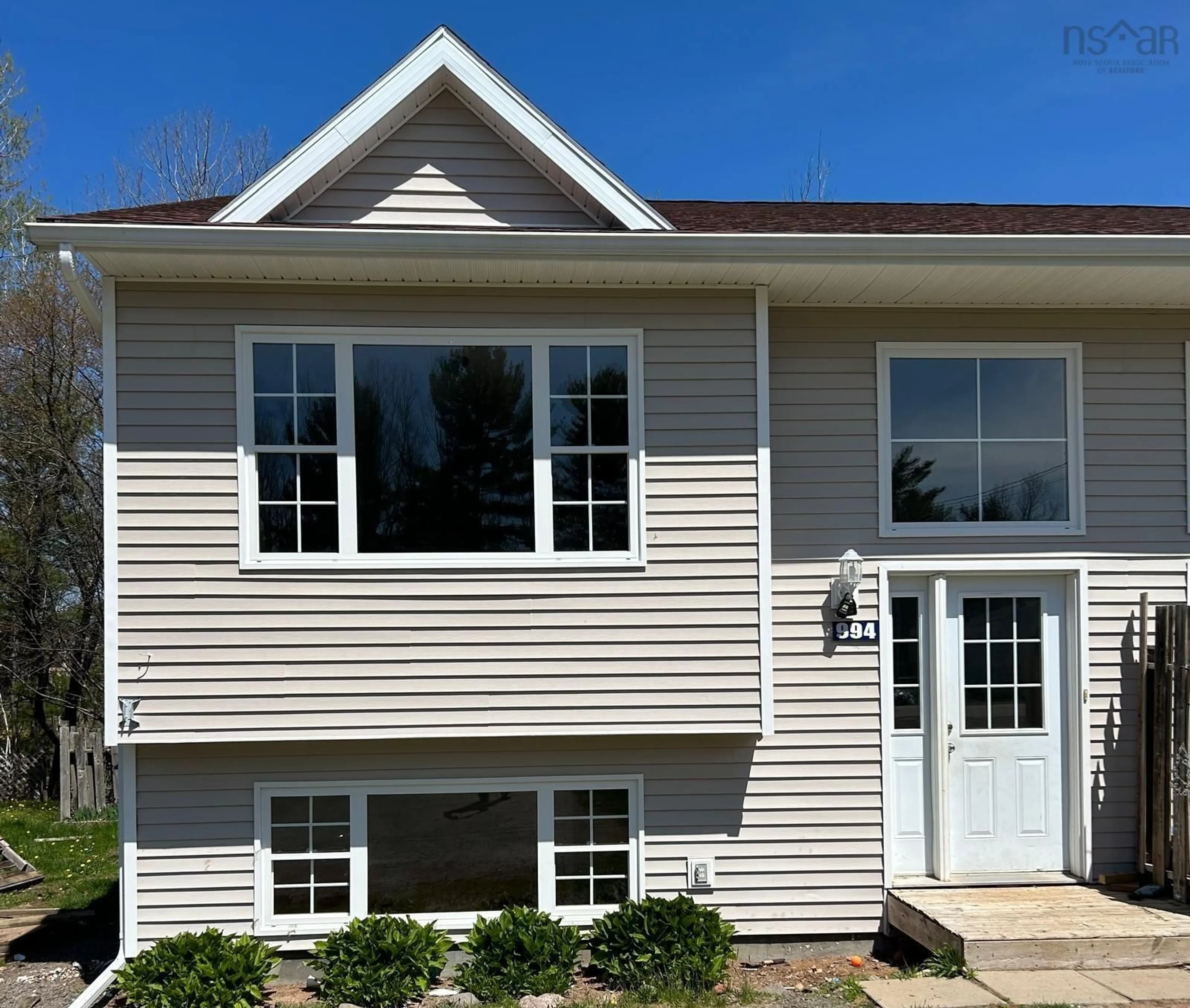 Home with vinyl exterior material for 994 Dakota Lane, Greenwood Nova Scotia B0P 1N0