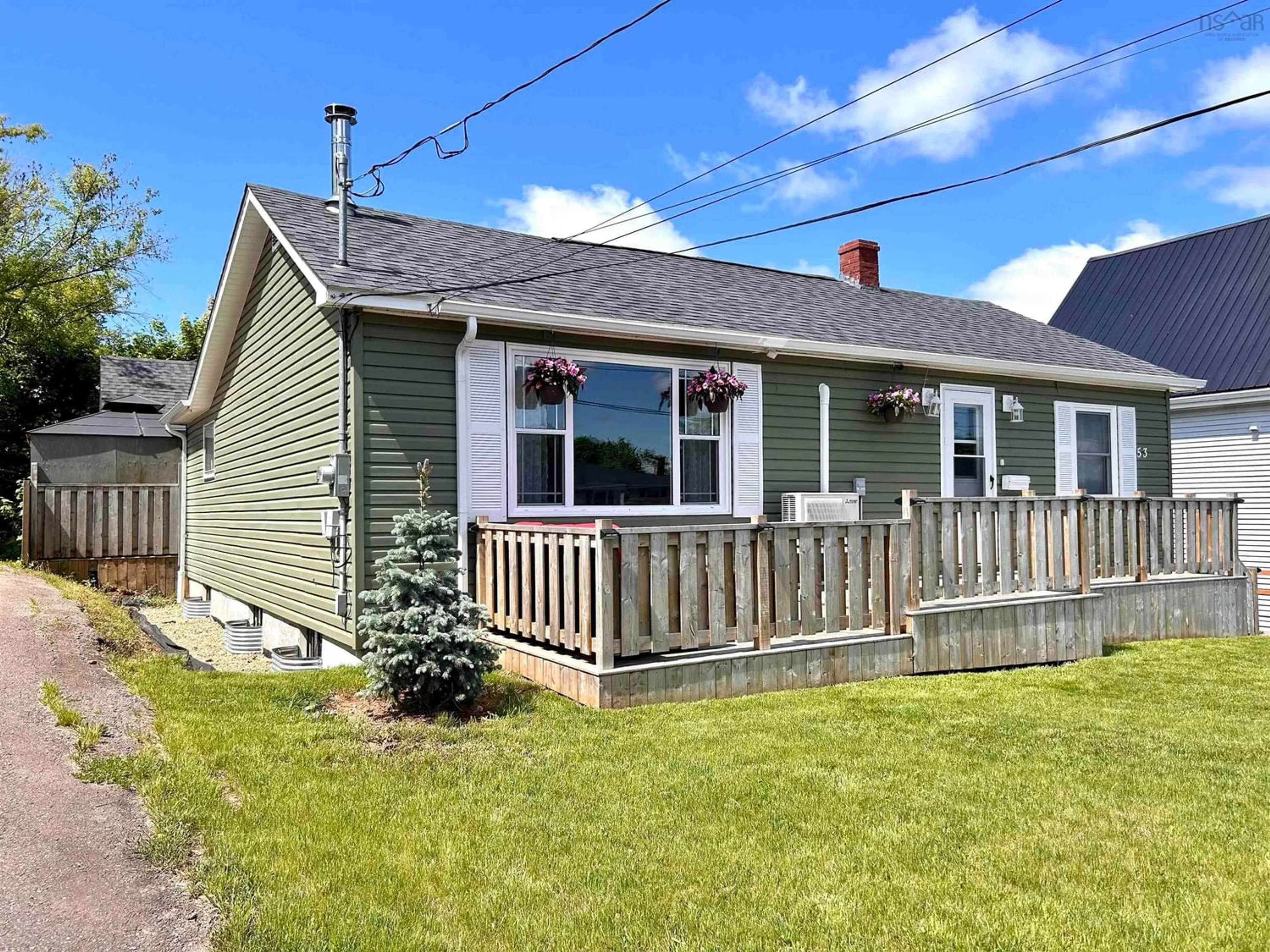 Frontside or backside of a home for 53 Croft St, Amherst Nova Scotia B4H 2Z8