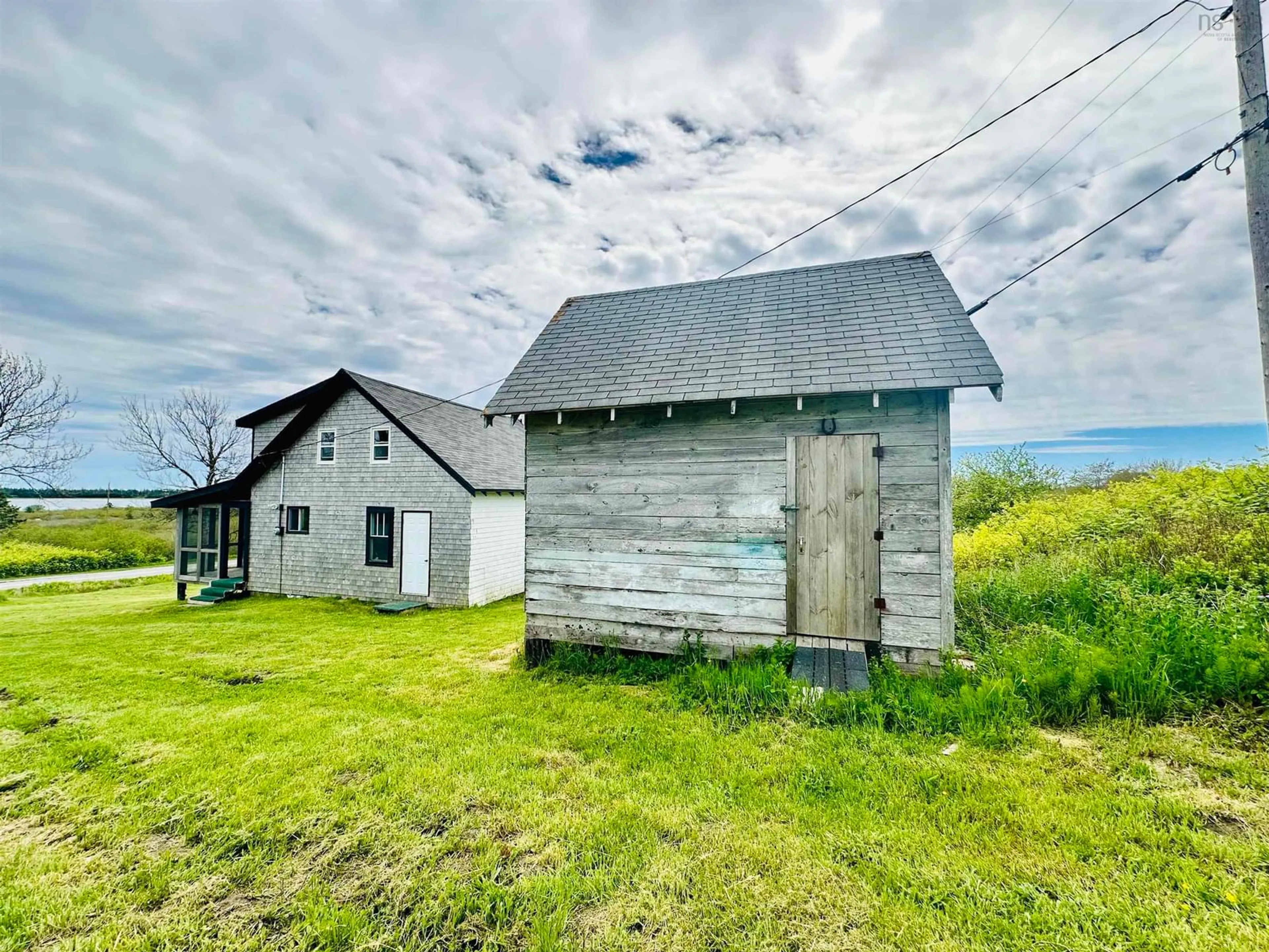 Shed for 2450 West Sable Rd, Little Harbour Nova Scotia B0T 1W0