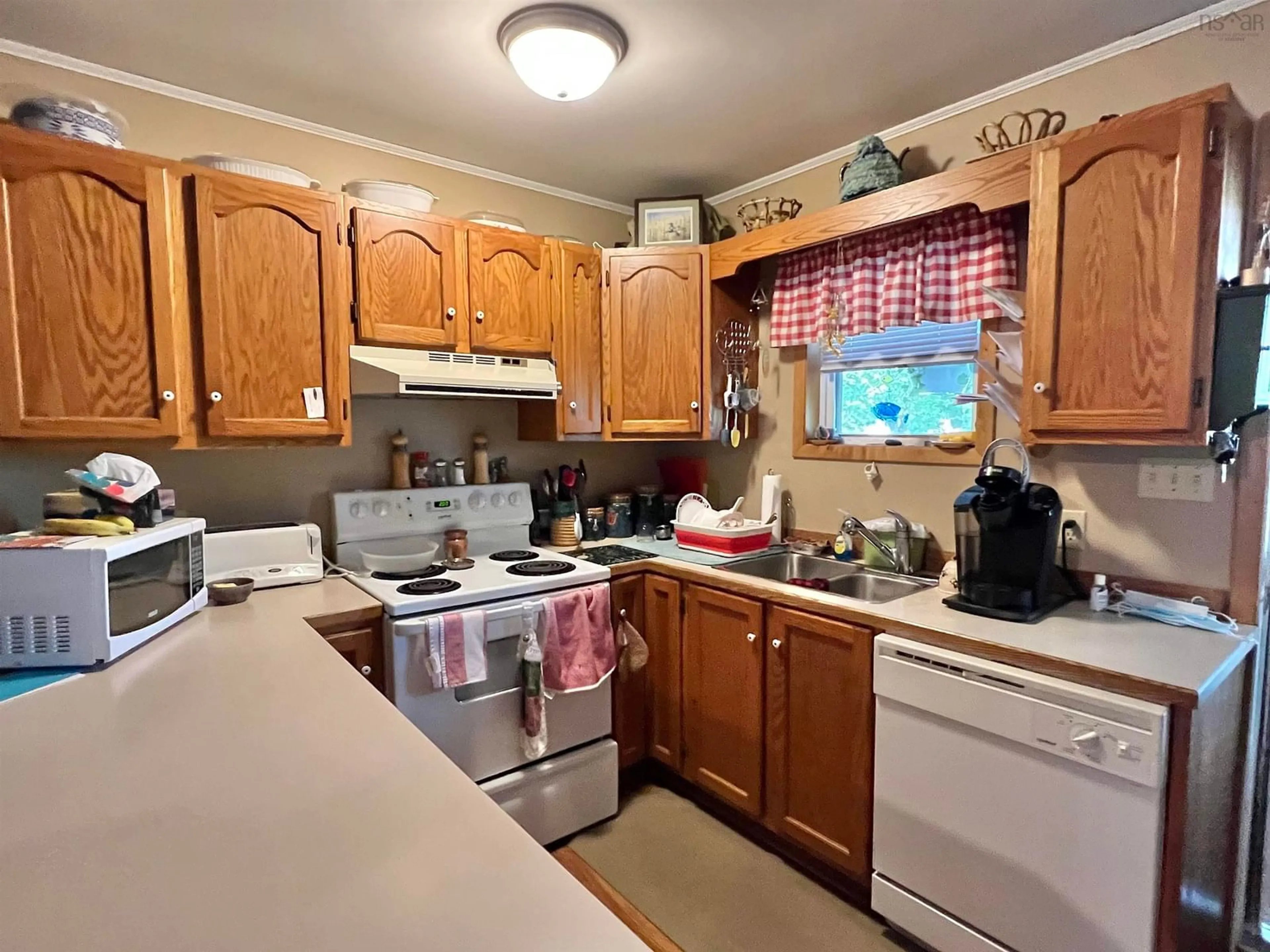 Kitchen for 32 Caie Cres, Yarmouth Nova Scotia B5A 1N4