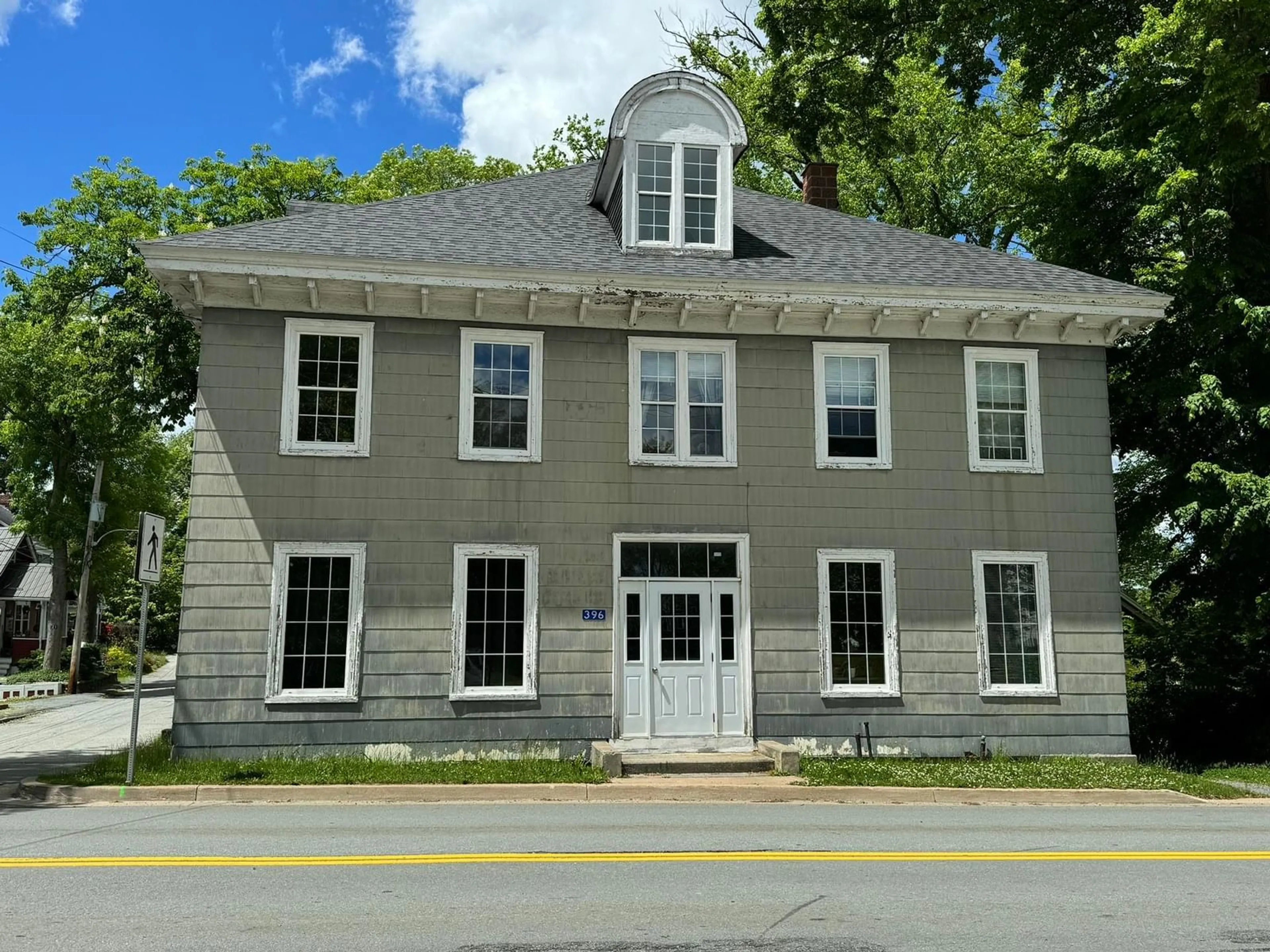 Outside view for 396 Main St, Liverpool Nova Scotia B0T 1K0