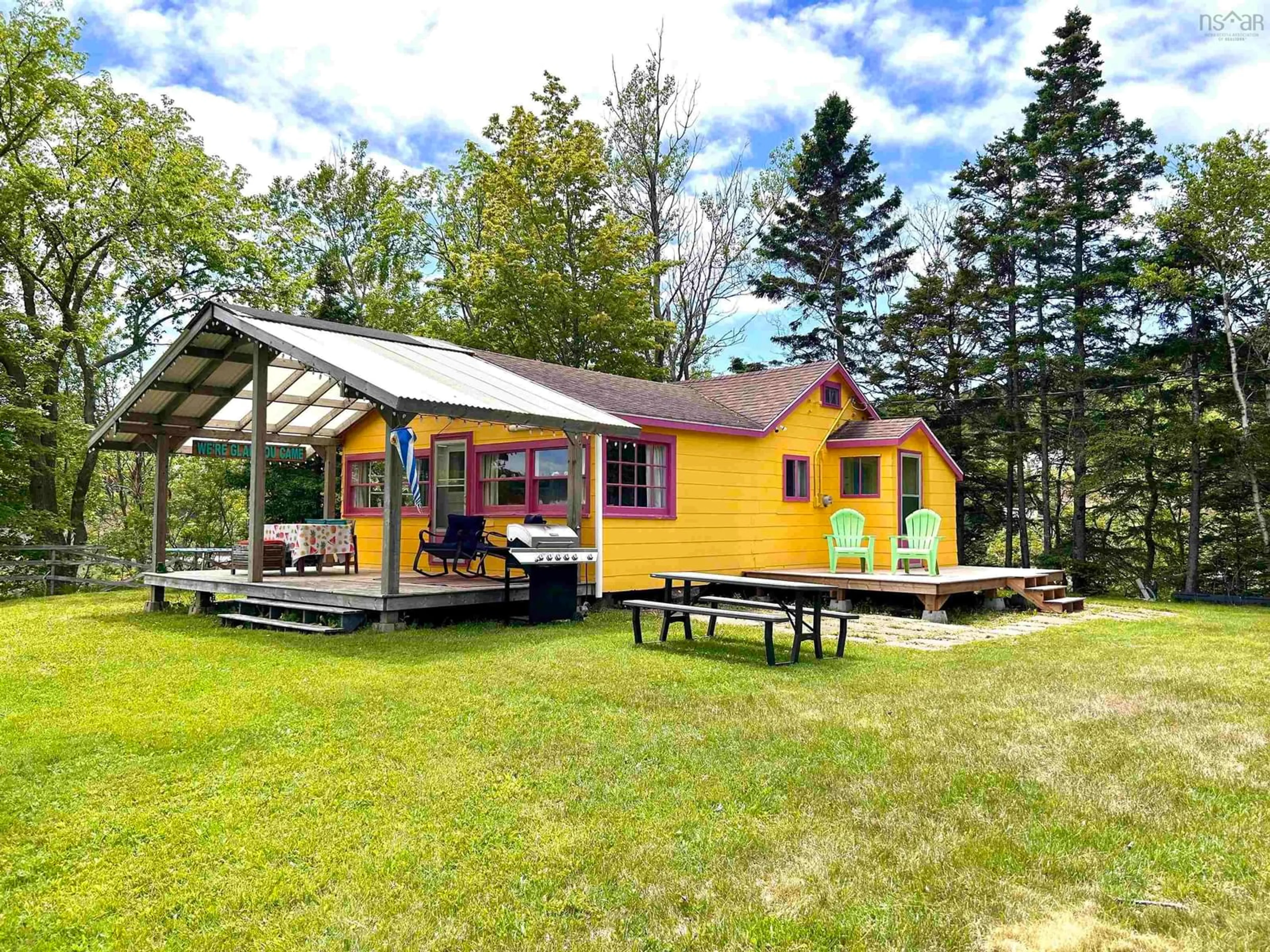 Cottage for 1656 Two Islands Rd, Two Islands Nova Scotia B0M 1S0