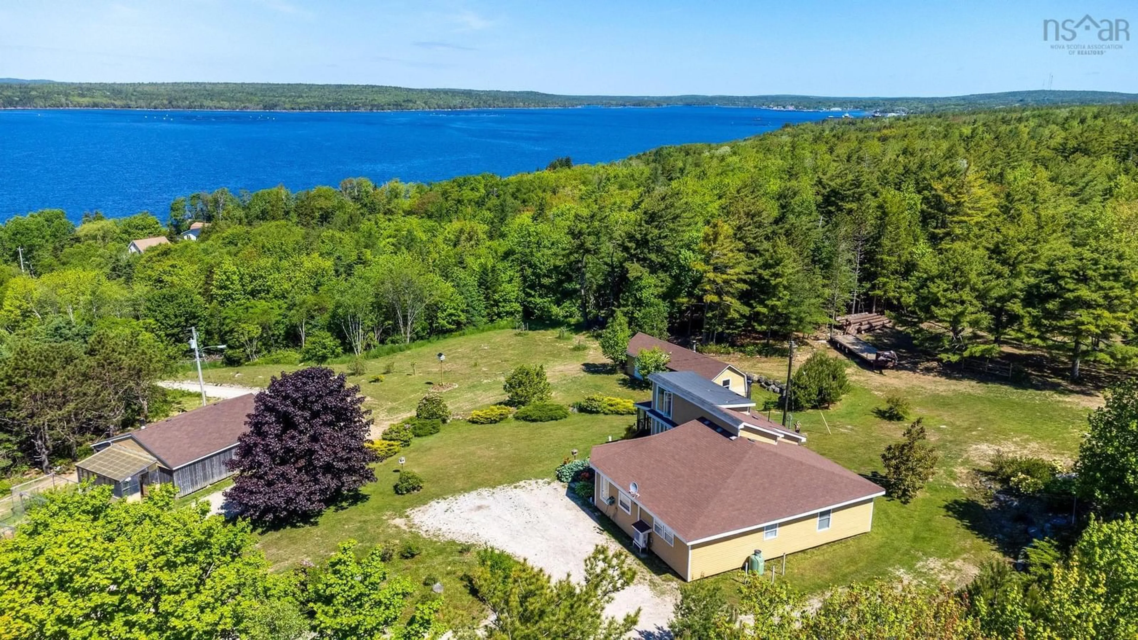 Lakeview for 891 Sandy Point Rd, Shelburne Nova Scotia B0T 1W0